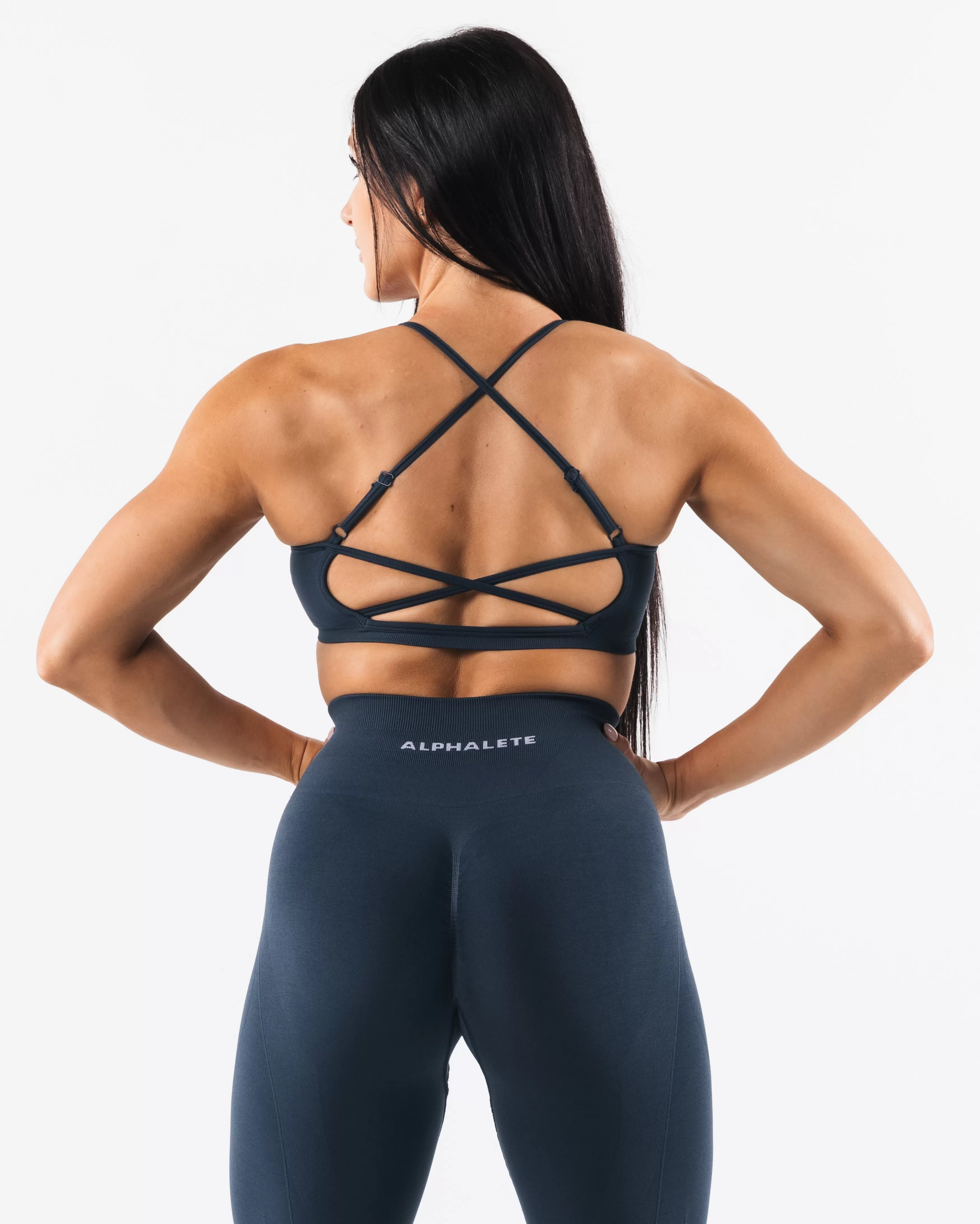 Women Alphalete Athletics Bras>Amplify Back Cross Bra