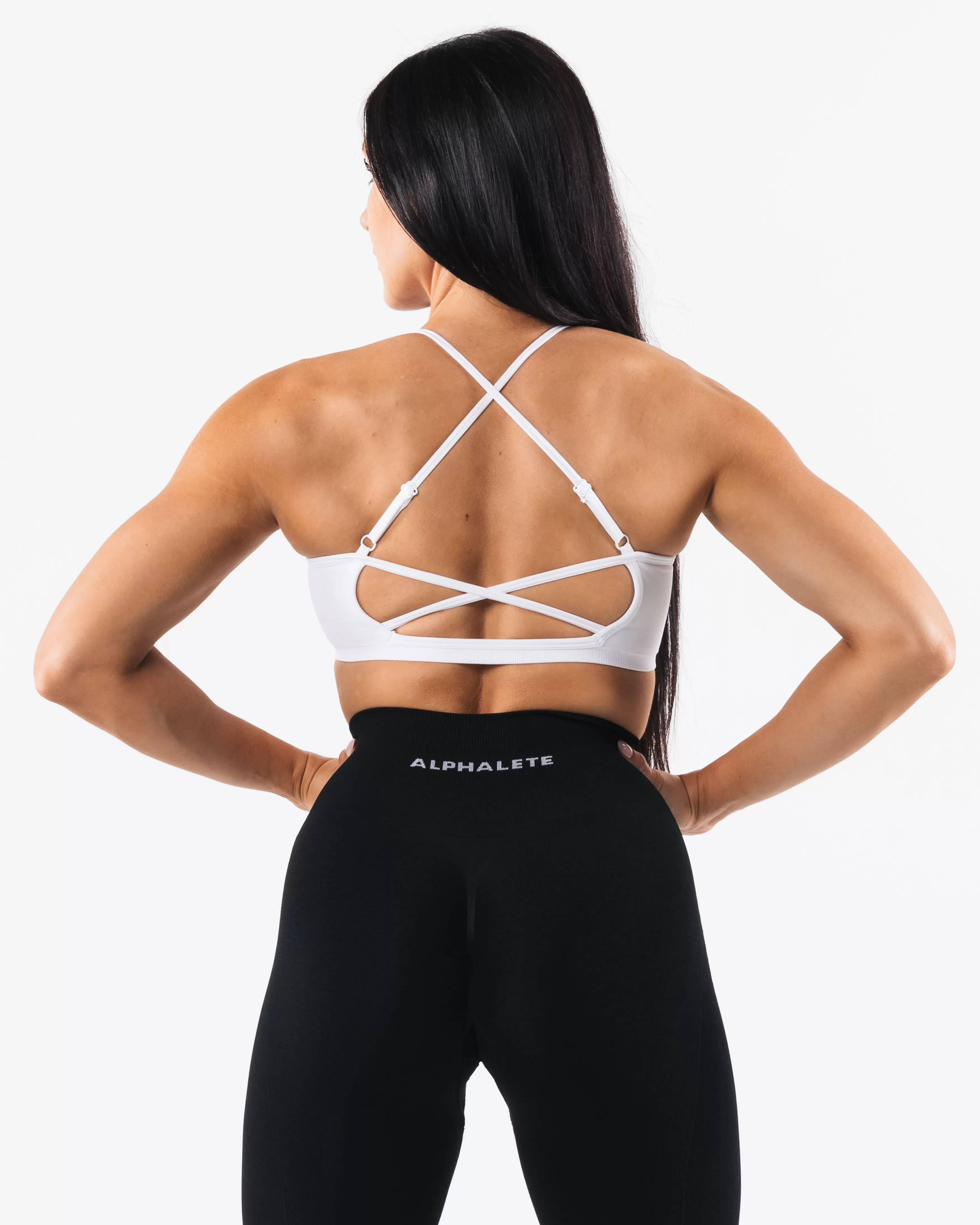 Women Alphalete Athletics Bras>Amplify Back Cross Bra