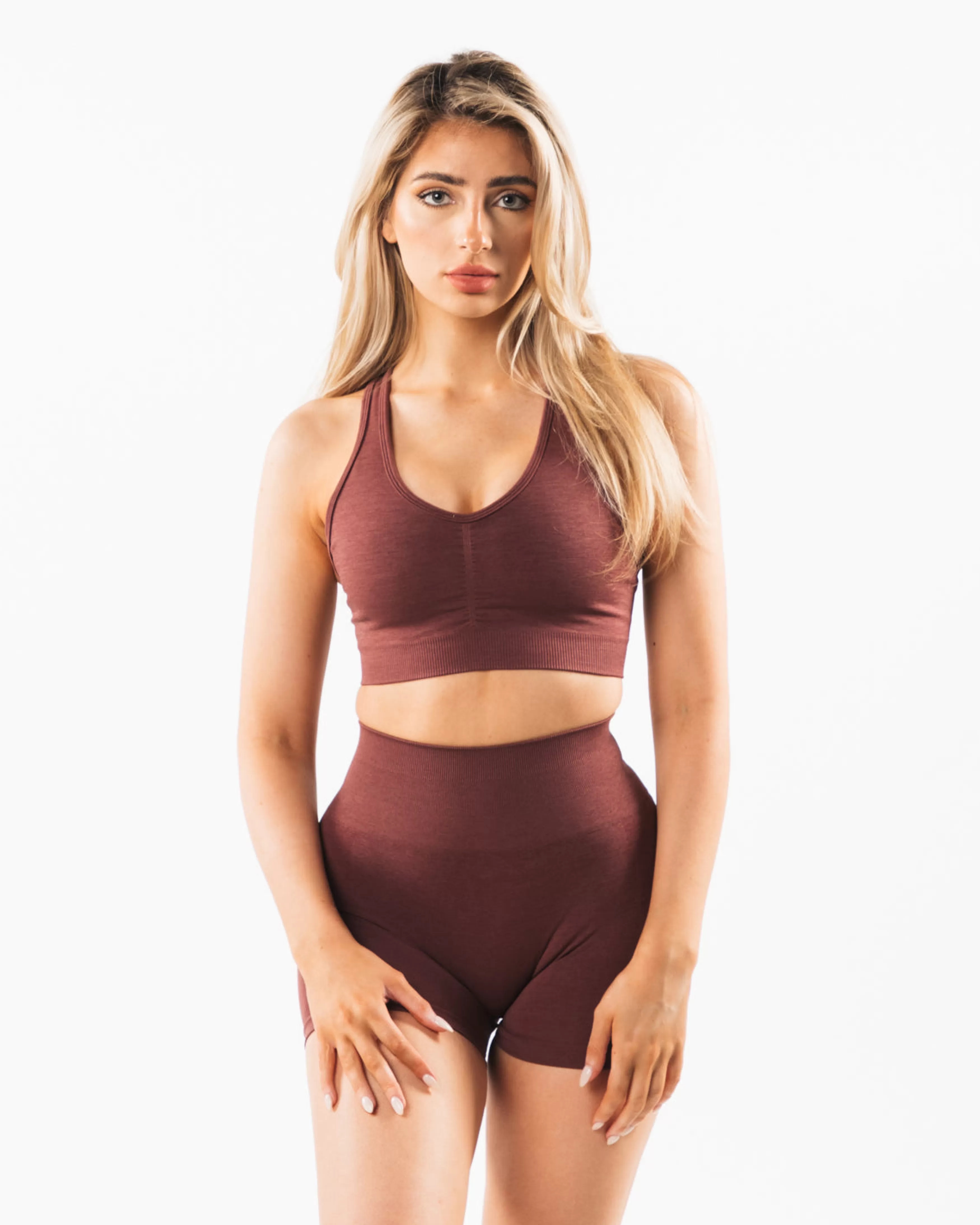 Women Alphalete Athletics Bras>Amplify Bra