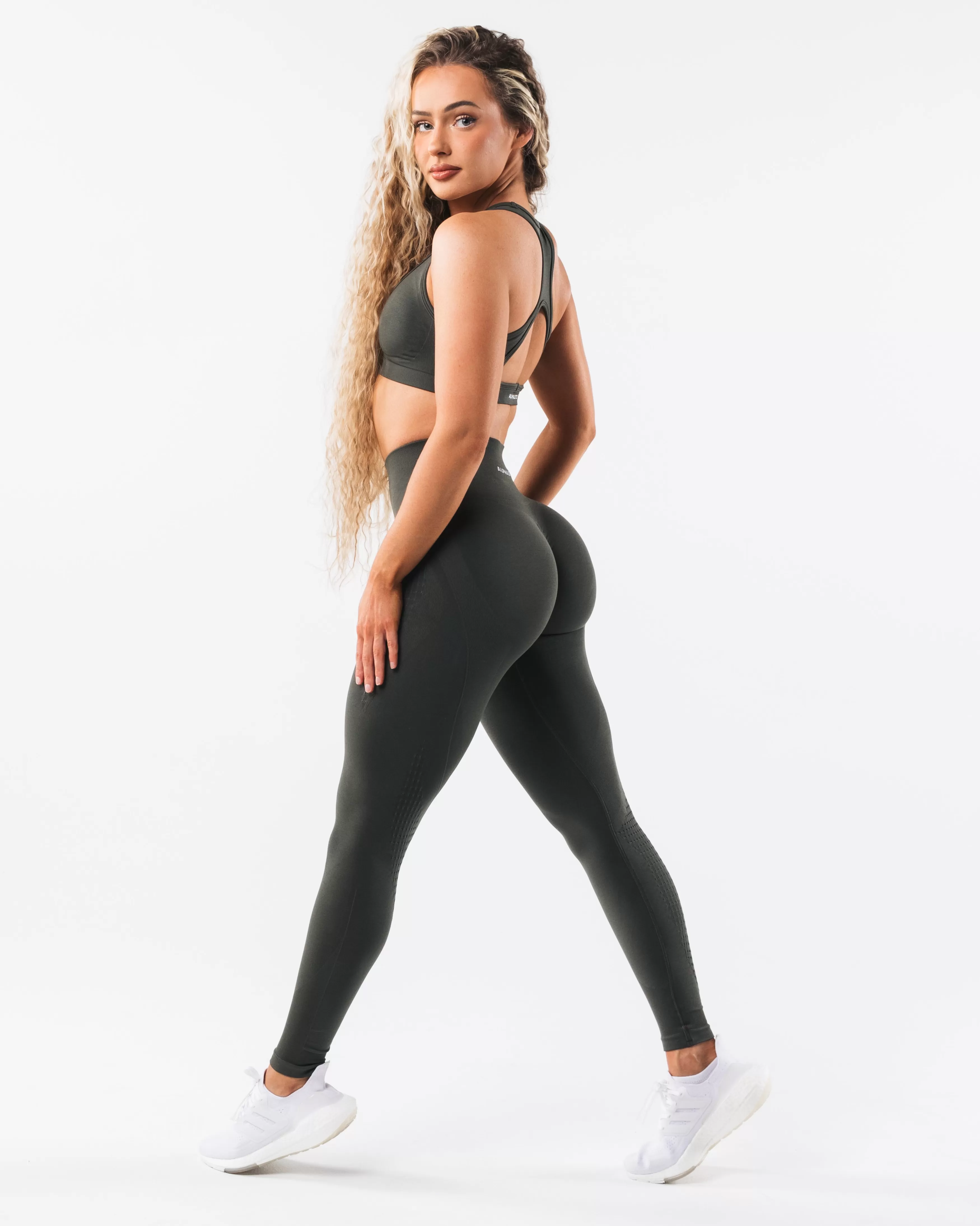 Women Alphalete Athletics Leggings>Amplify Contour Legging