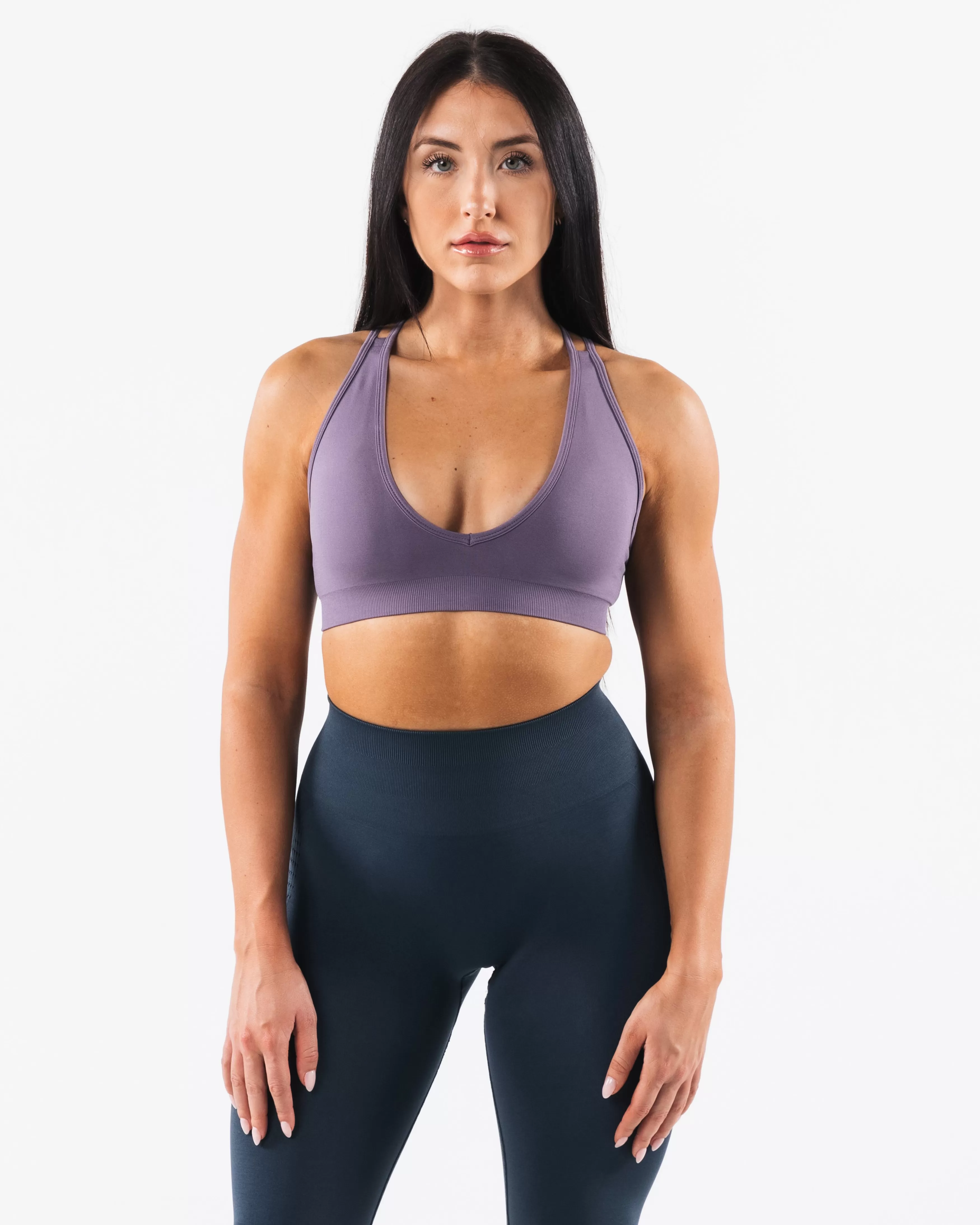 Women Alphalete Athletics Bras>Amplify Deep V Bra