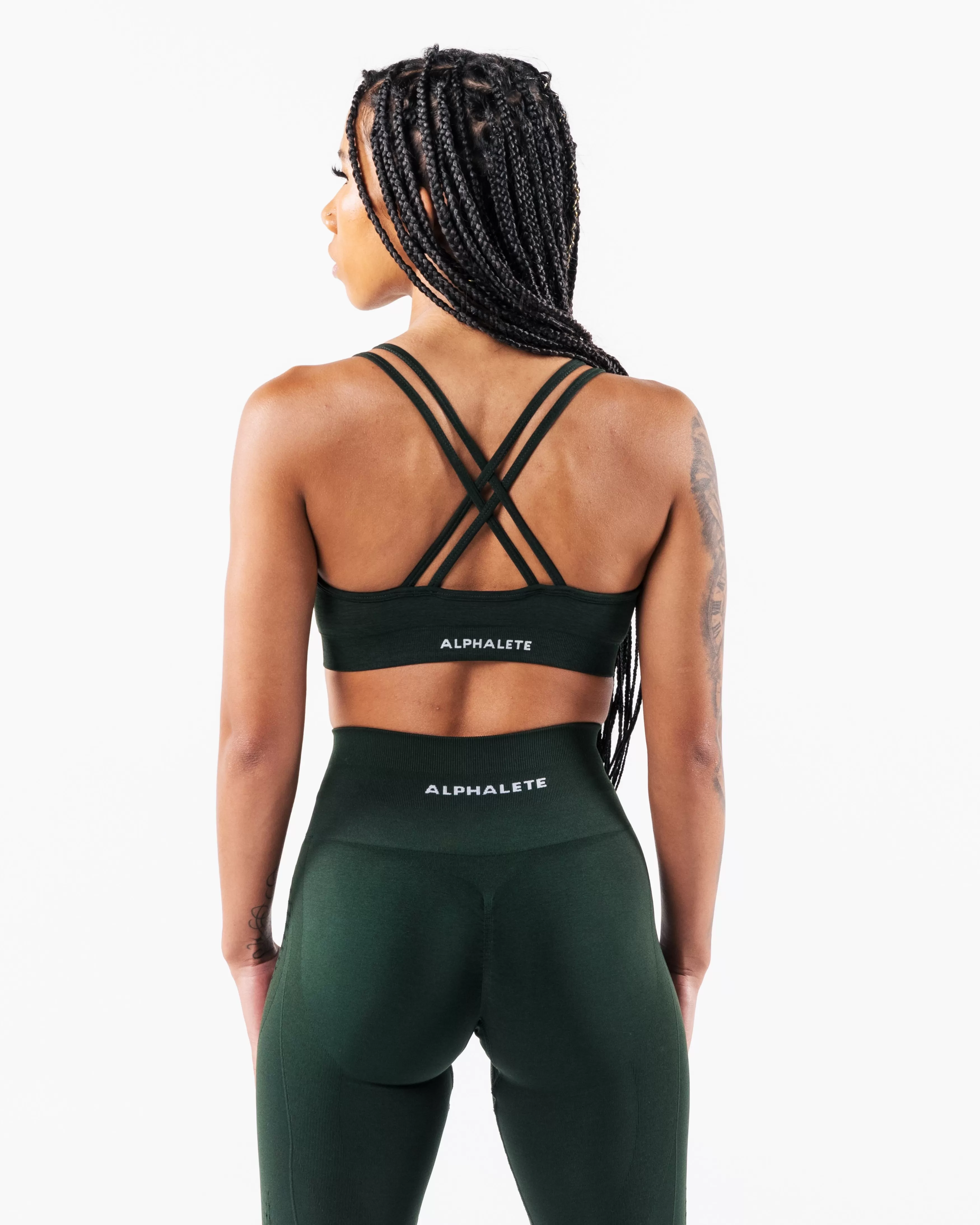 Women Alphalete Athletics Bras>Amplify Deep V Bra