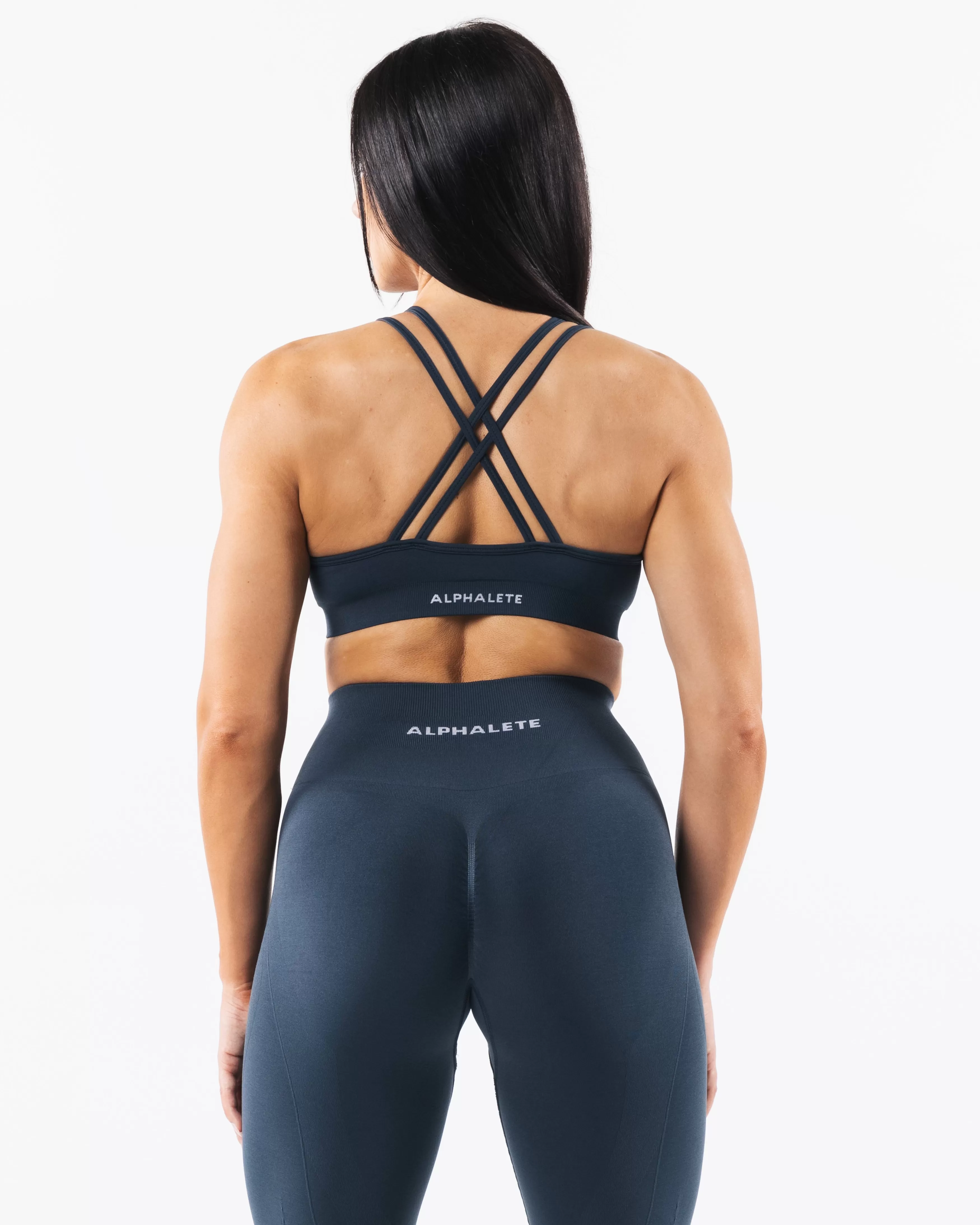 Women Alphalete Athletics Bras>Amplify Deep V Bra