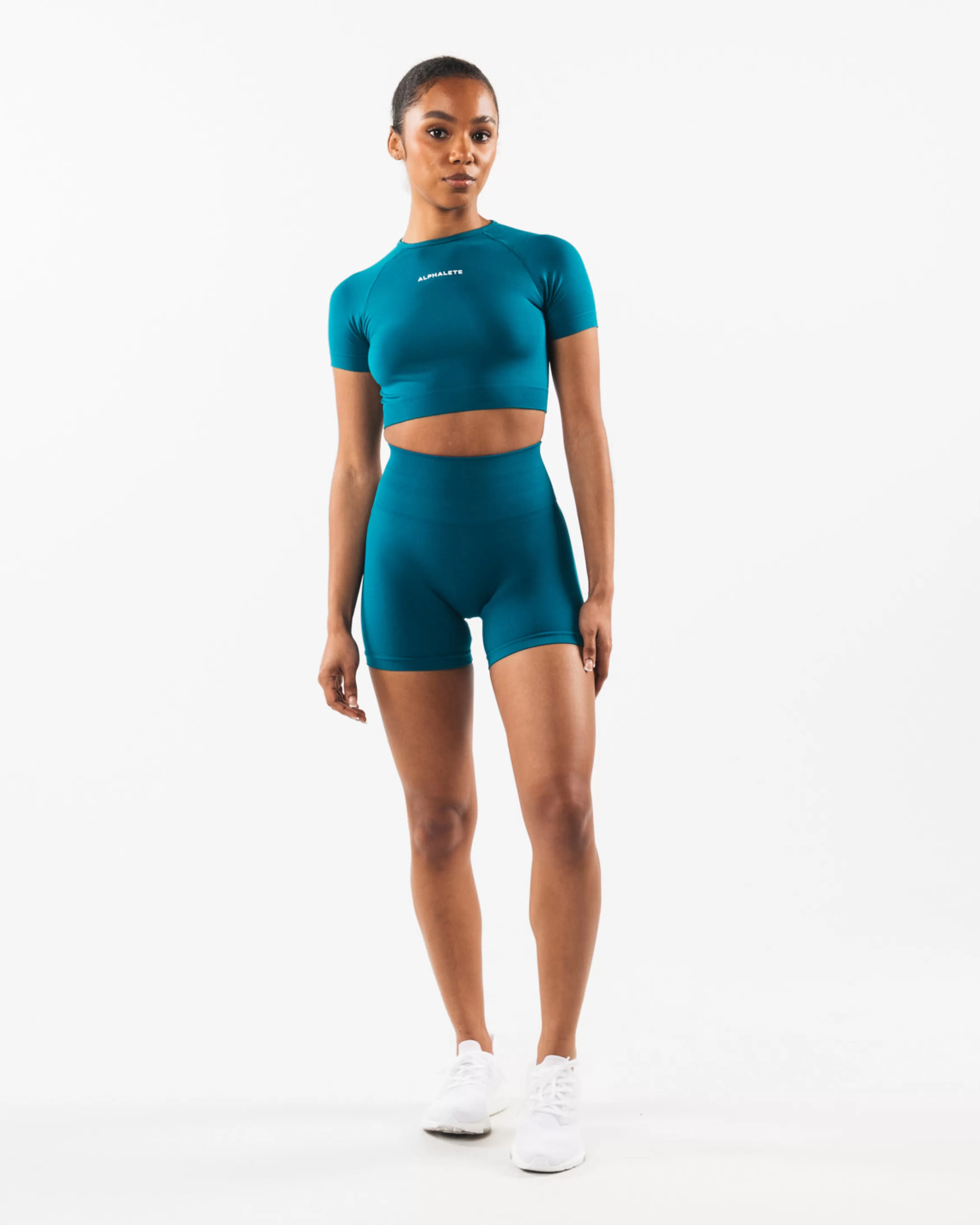 Women Alphalete Athletics T-shirts & Crops>Amplify SS Crop