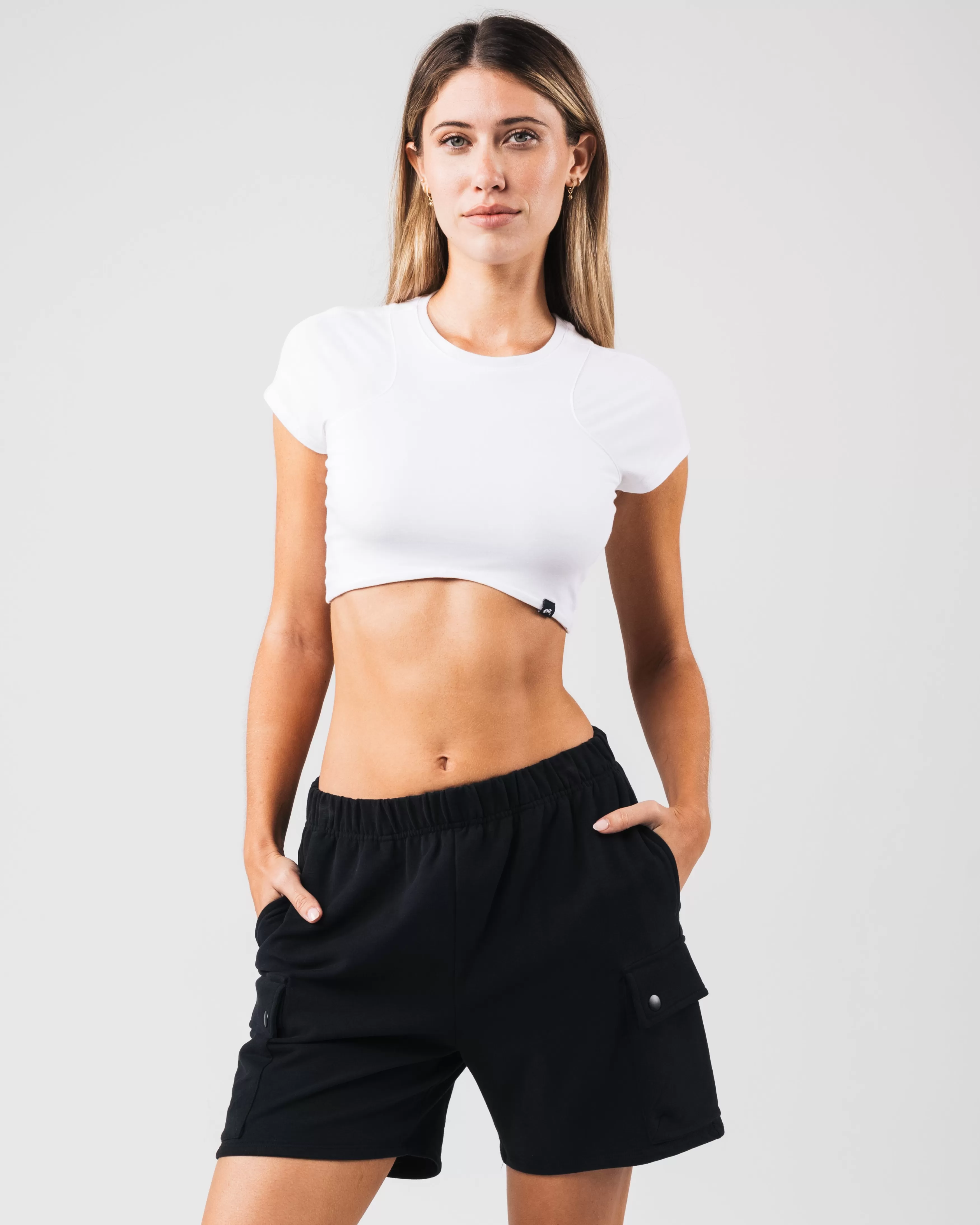 Women Alphalete Athletics T-shirts & Crops>Angled Crop Tee