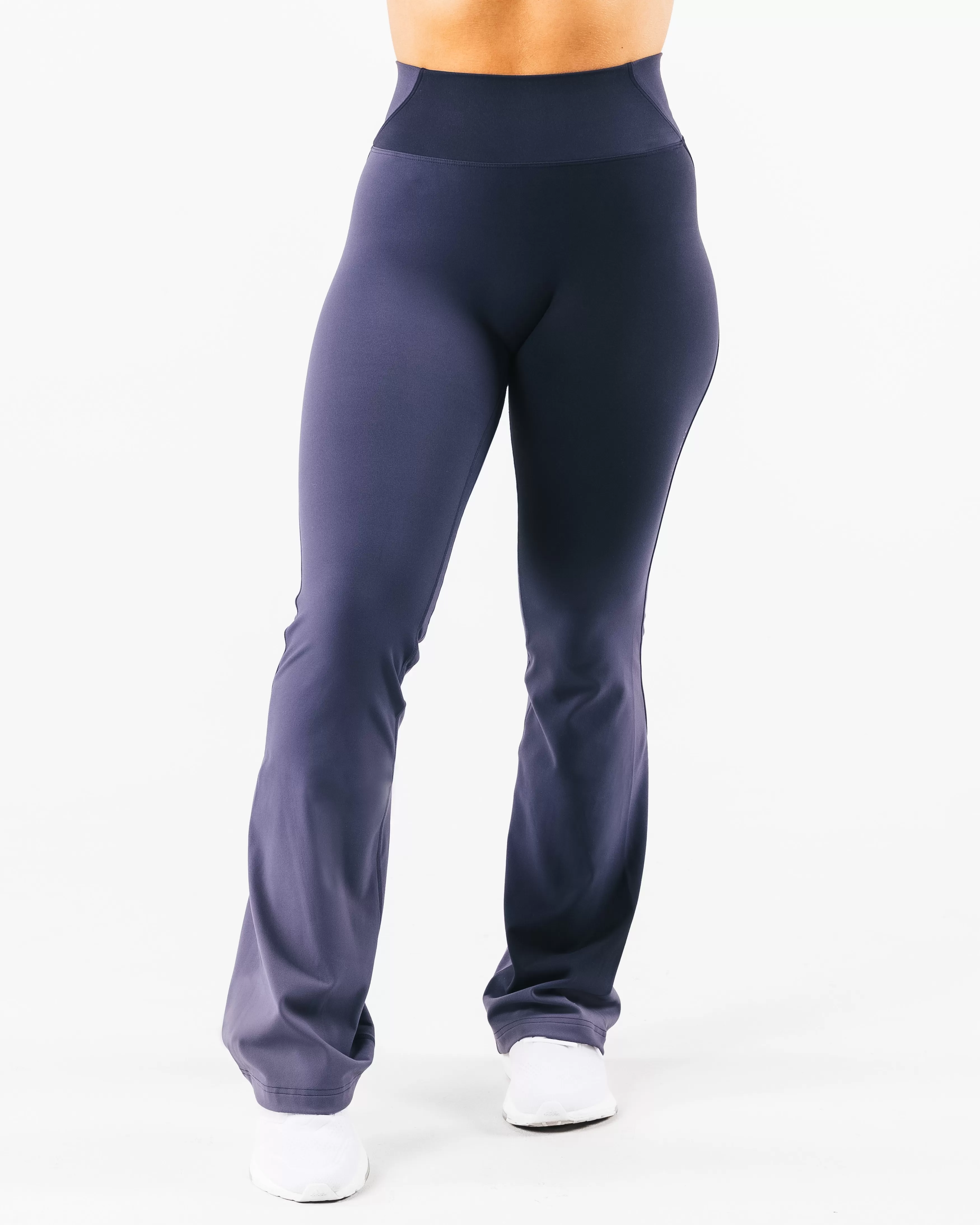 Women Alphalete Athletics Leggings>Aura Flared Pant