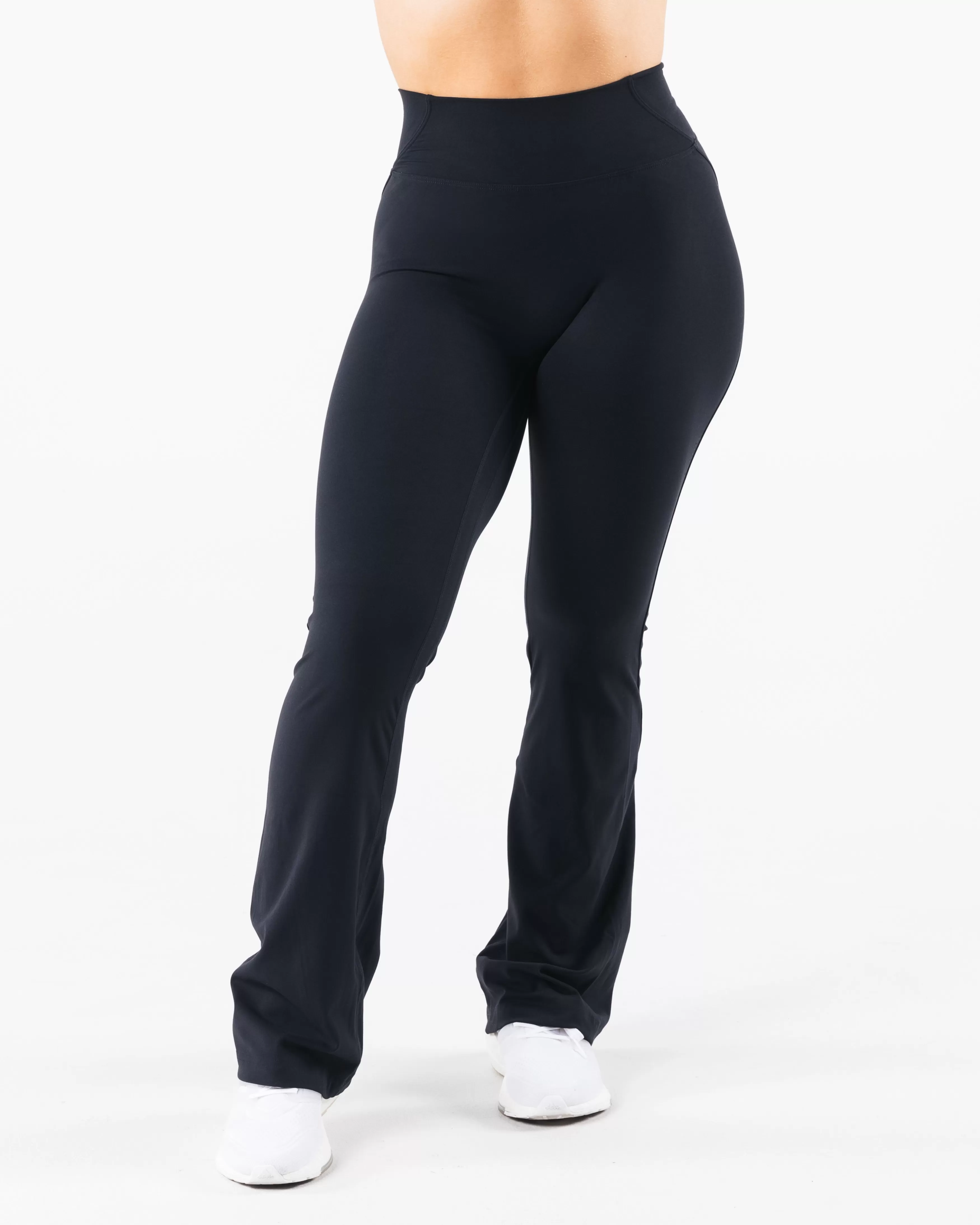 Women Alphalete Athletics Leggings>Aura Flared Pant