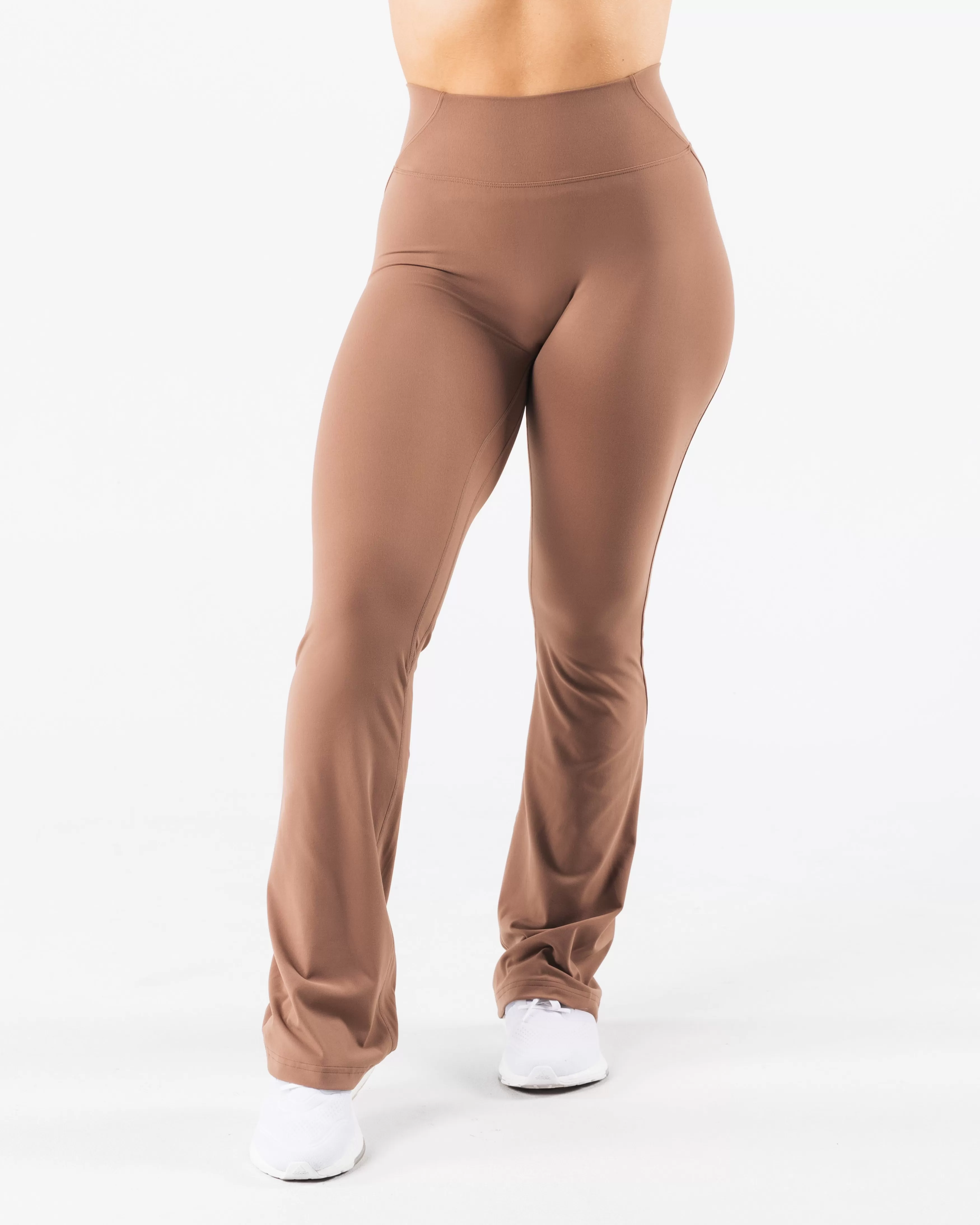 Women Alphalete Athletics Leggings>Aura Flared Pant