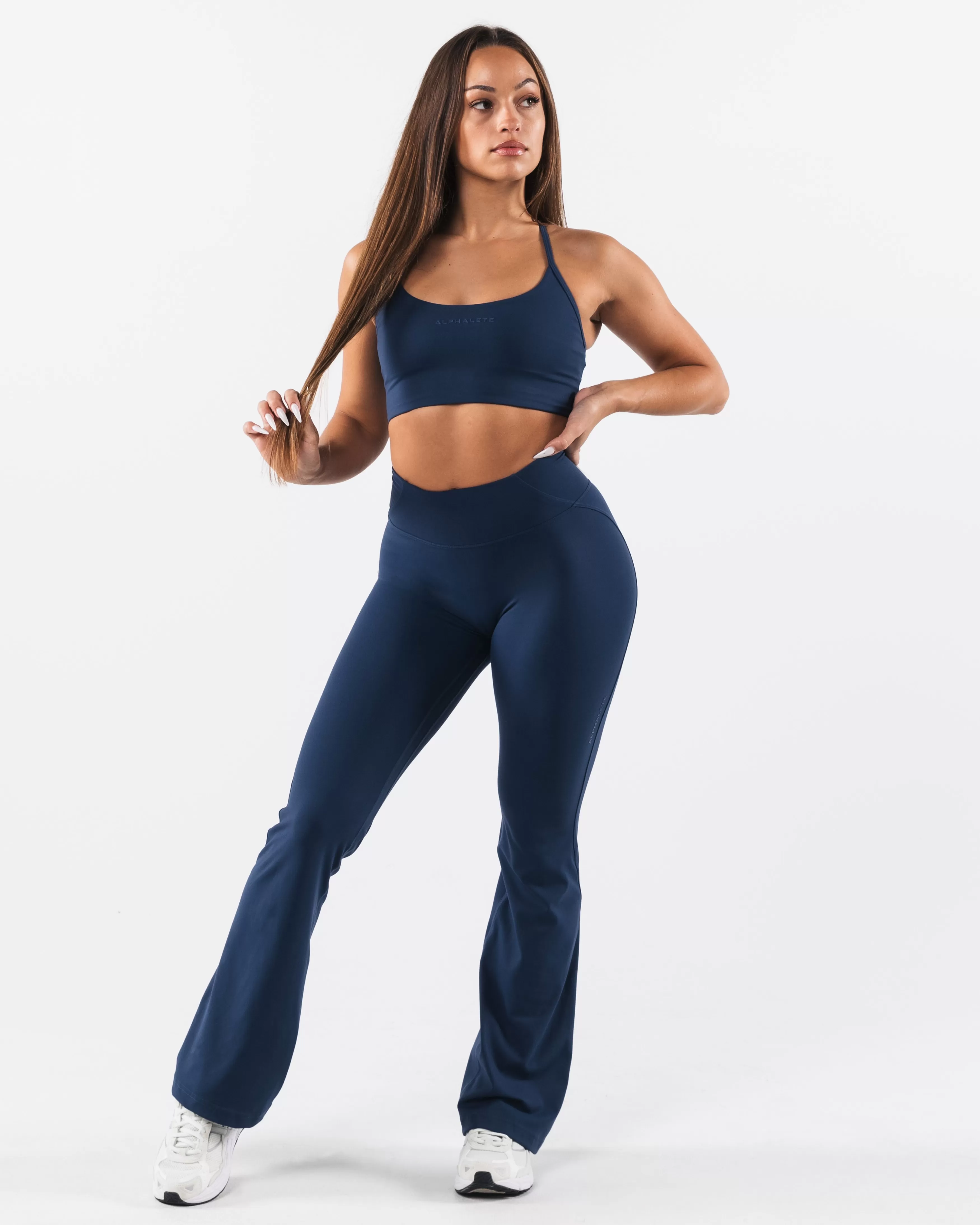 Women Alphalete Athletics Leggings>Aura Flared Pant