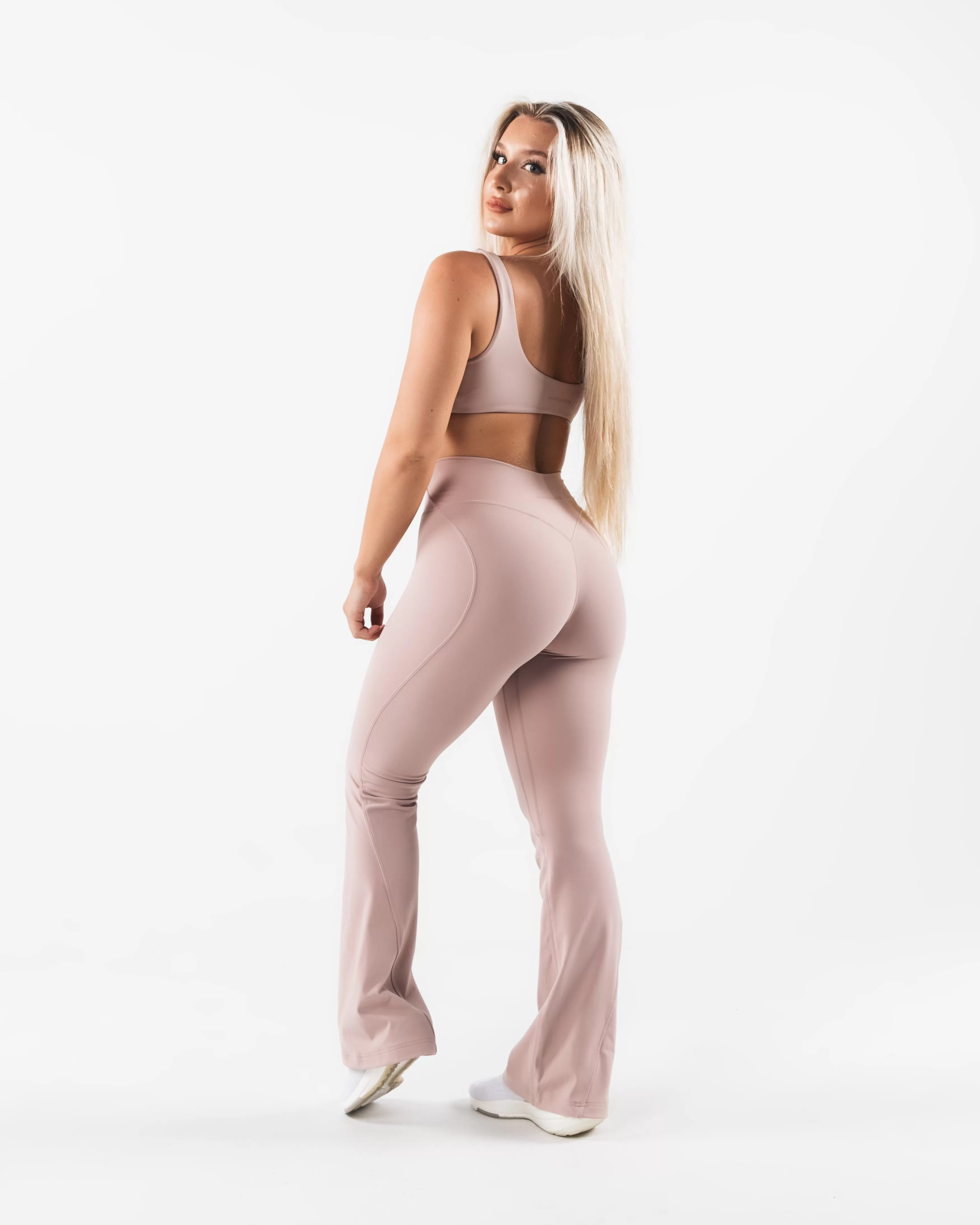 Women Alphalete Athletics Leggings>Aura Flared Pant