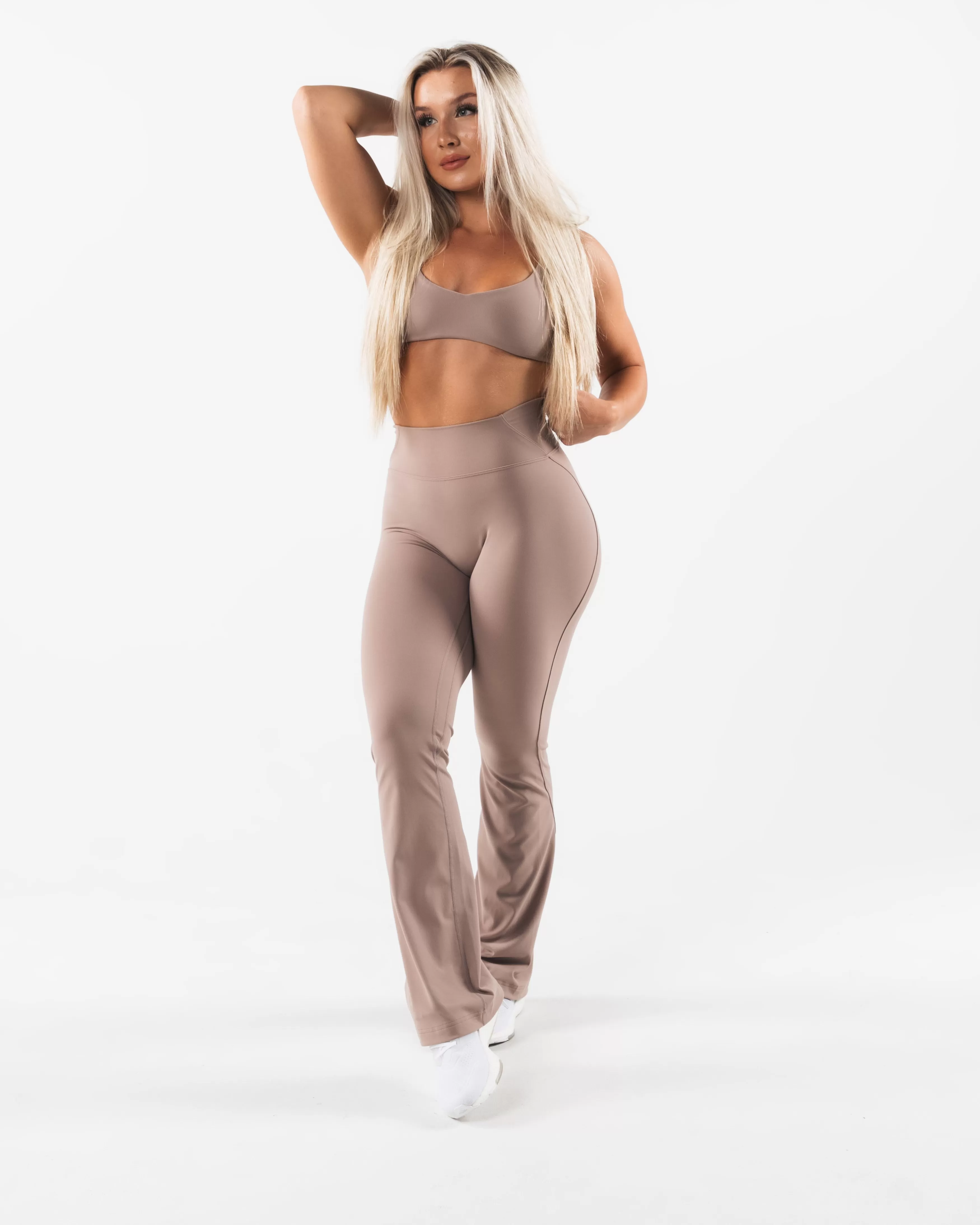 Women Alphalete Athletics Leggings>Aura Flared Pant