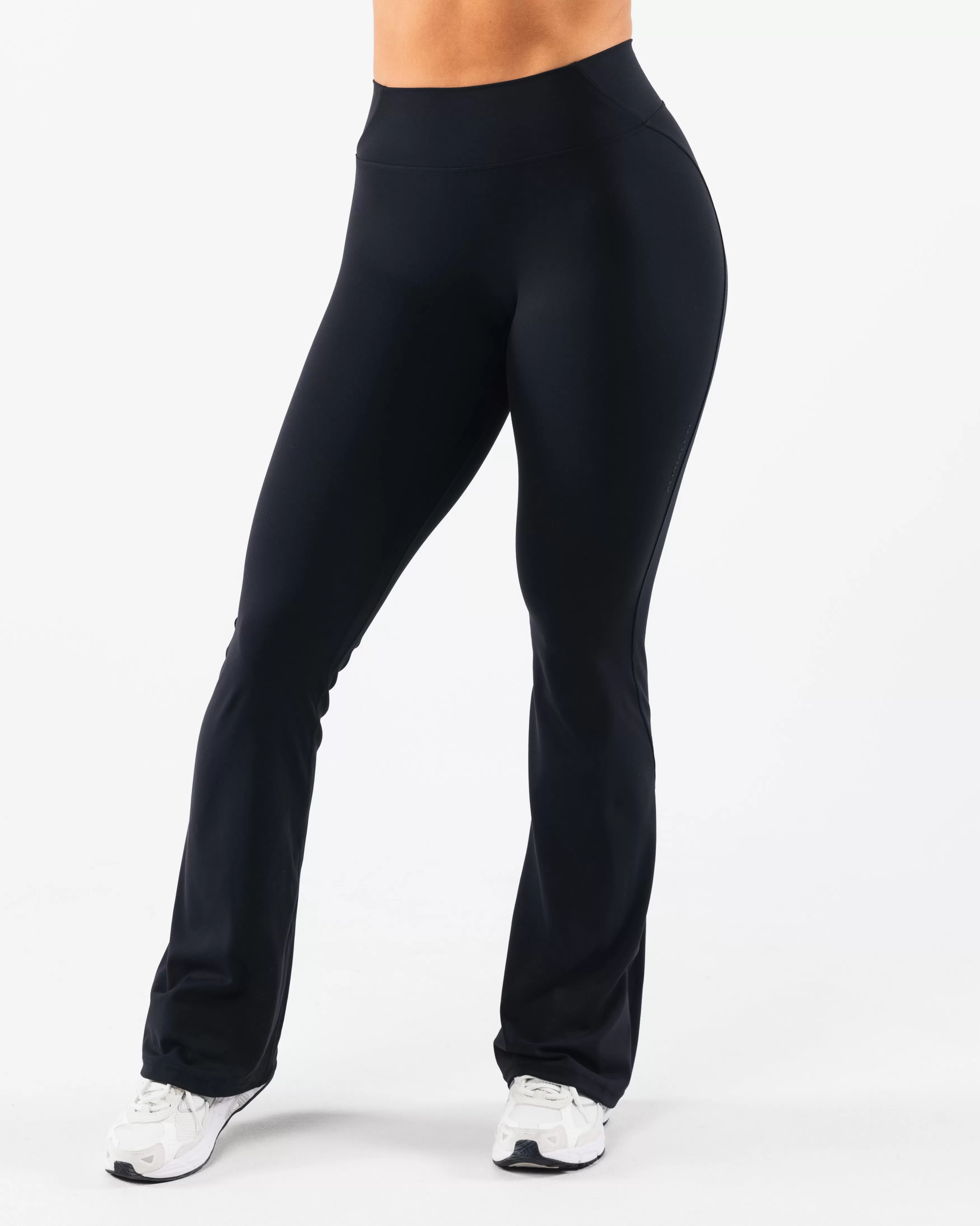 Women Alphalete Athletics Leggings>Aura Flared Pant Tall