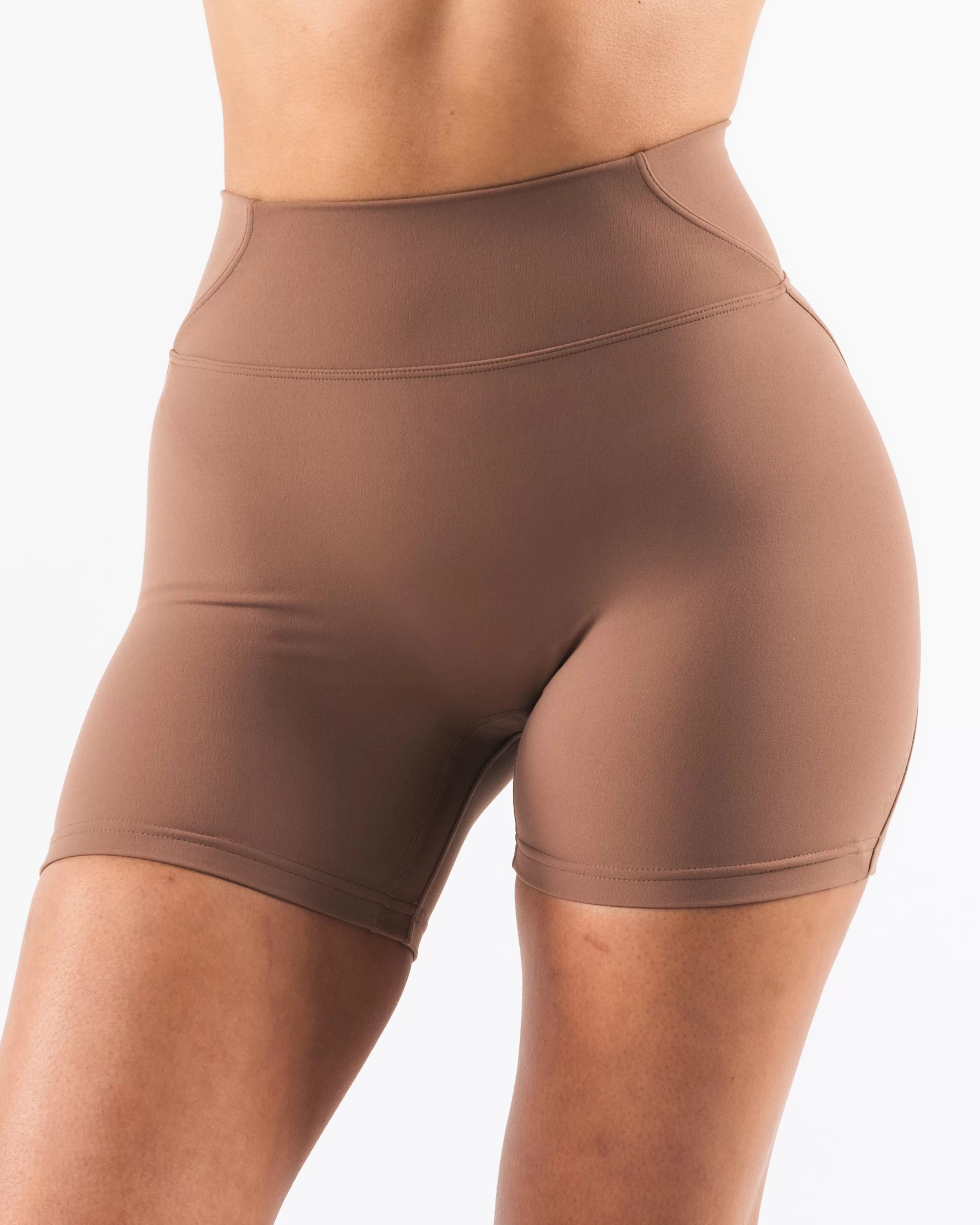 Women Alphalete Athletics Shorts>Aura Short 5"