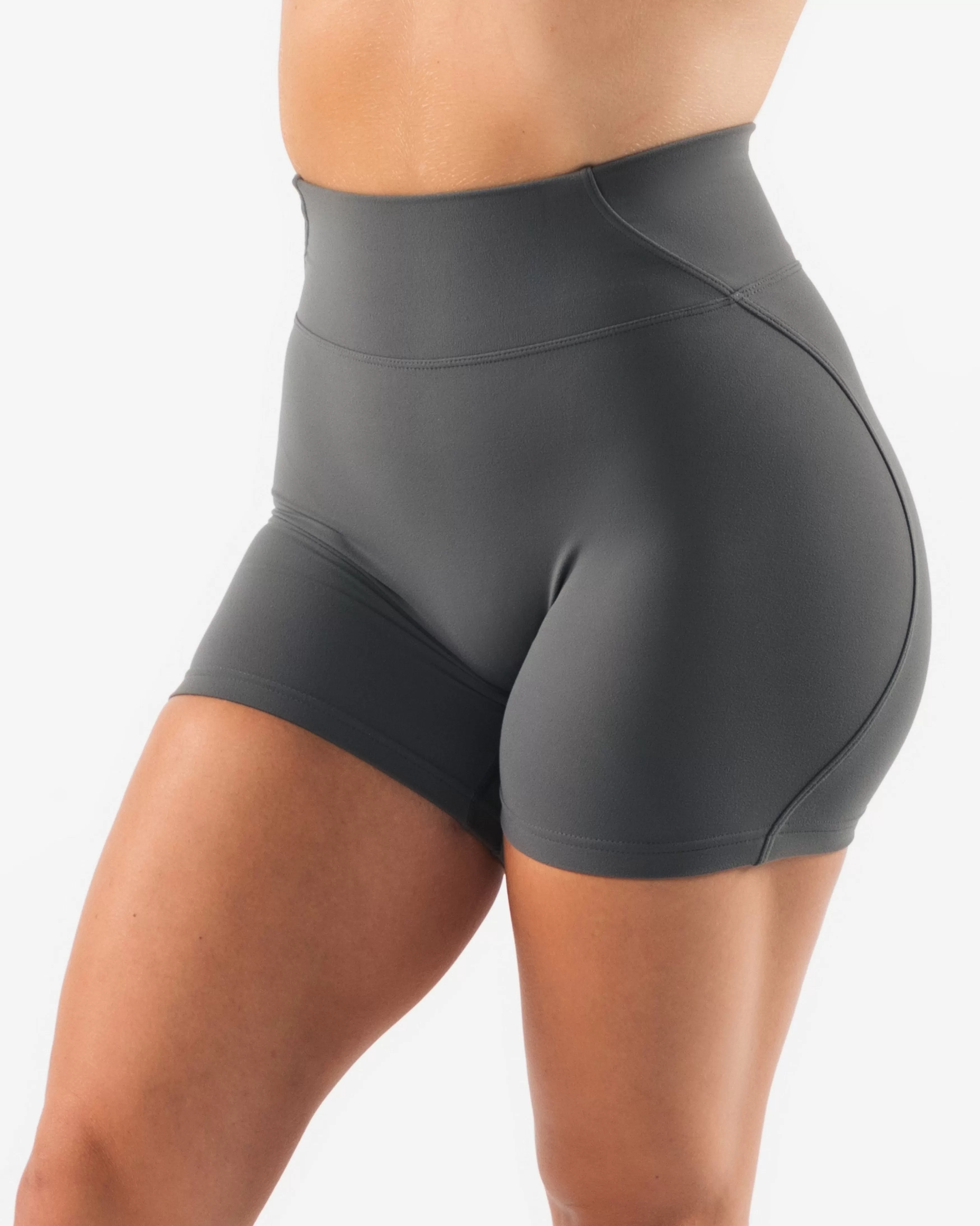 Women Alphalete Athletics Shorts>Aura Short 5"