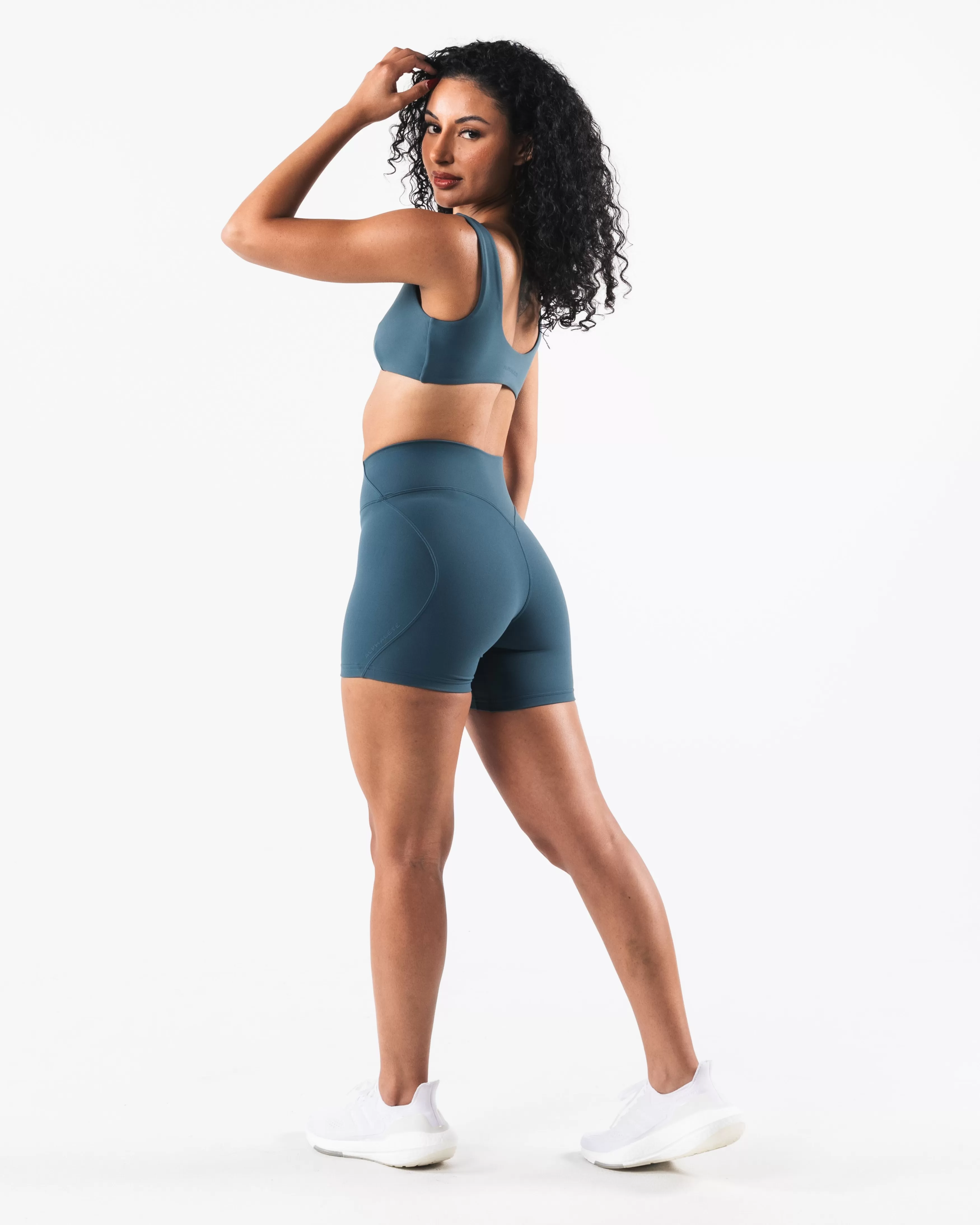 Women Alphalete Athletics Shorts>Aura Short 5"