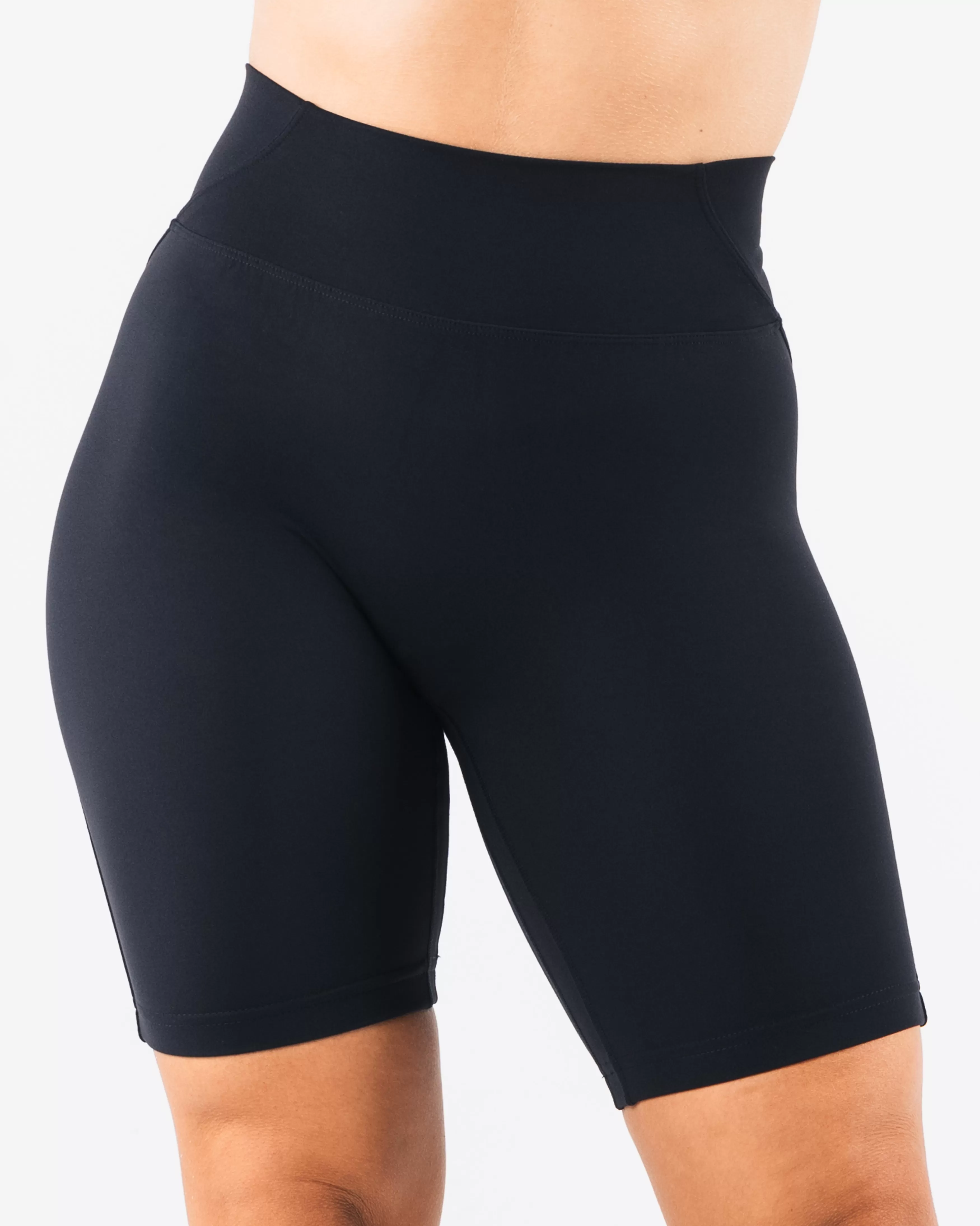 Women Alphalete Athletics Shorts>Aura Short 9"