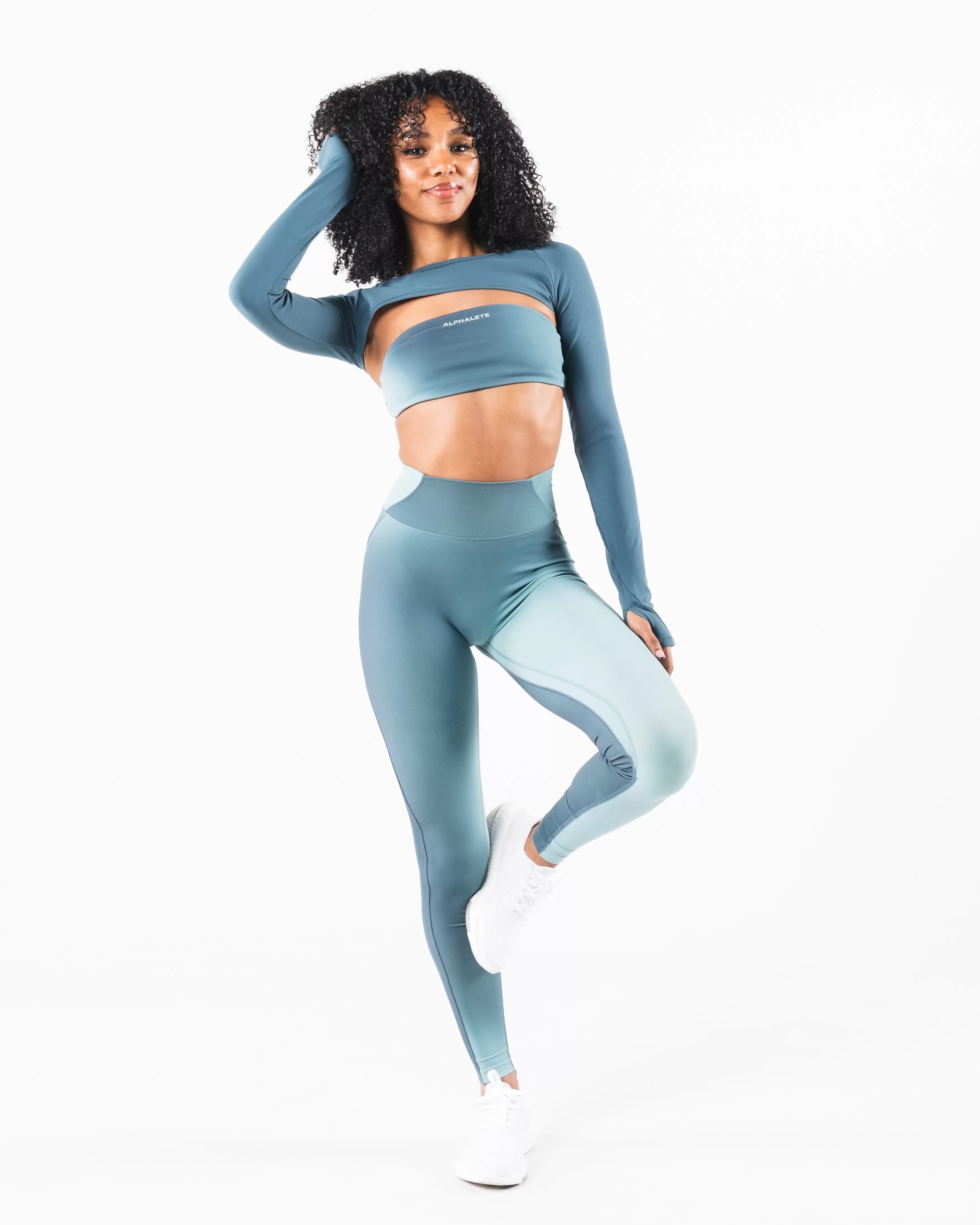 Women Alphalete Athletics T-shirts & Crops>Aura Shrug LS