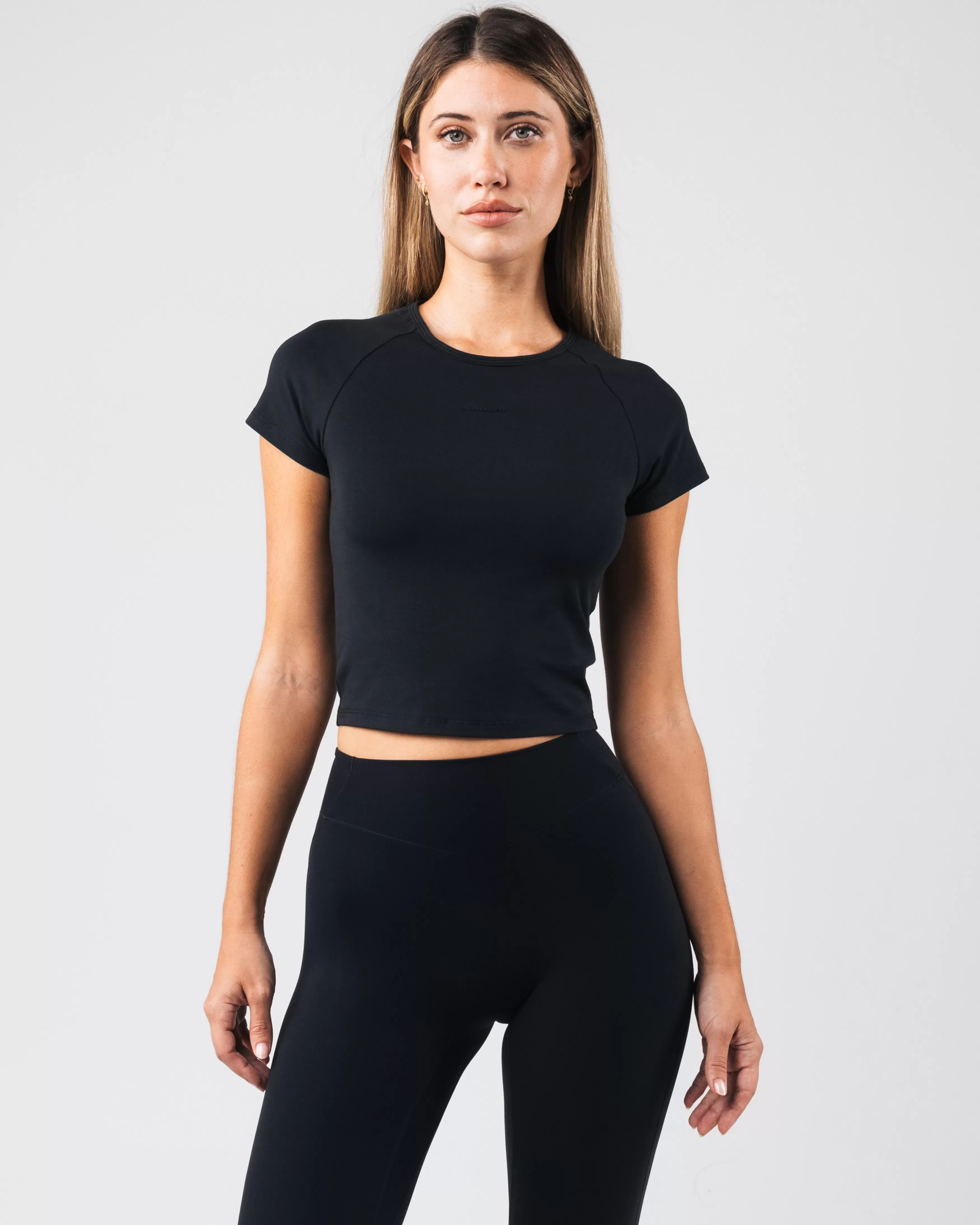 Women Alphalete Athletics T-shirts & Crops>Baby Tee