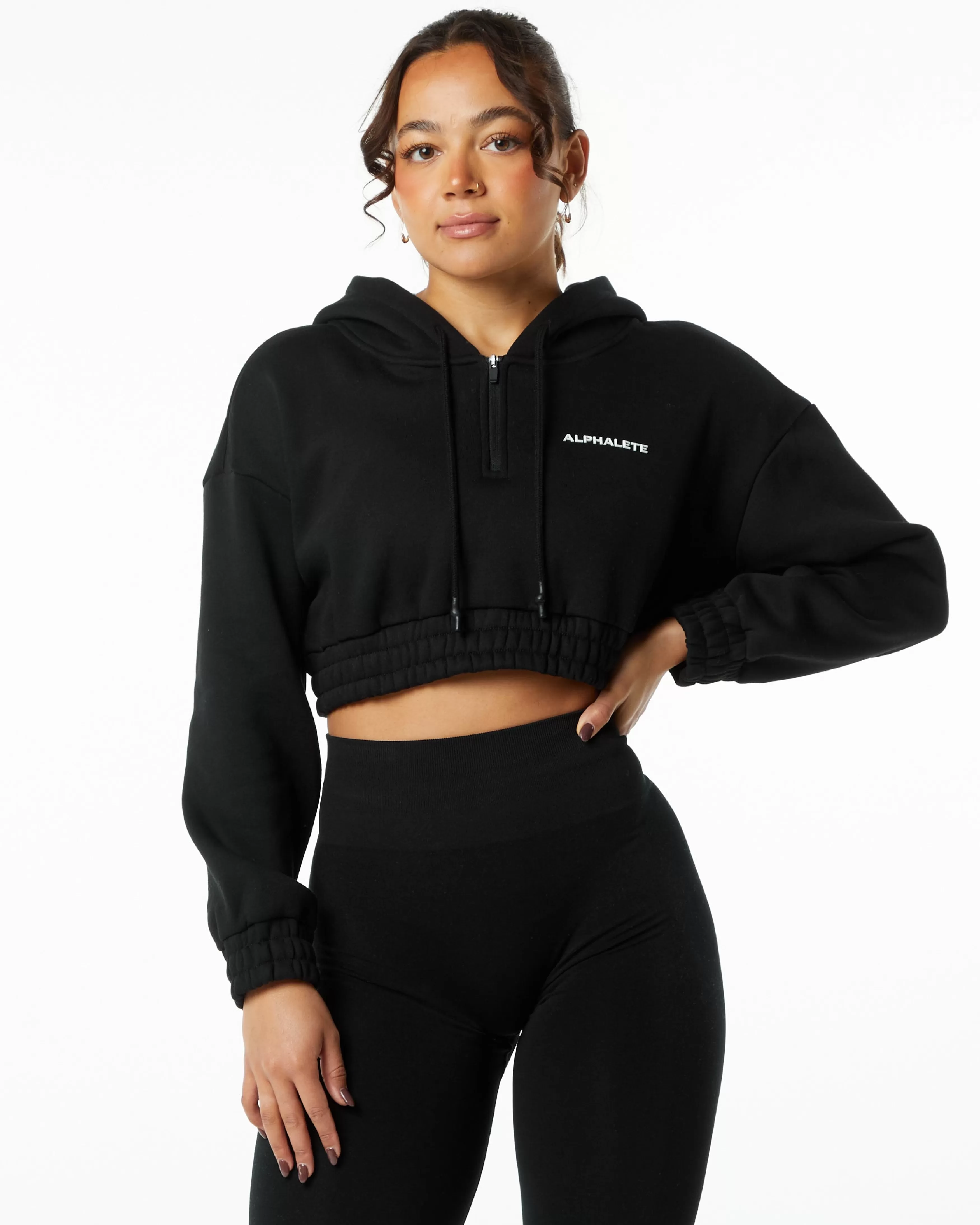 Women Alphalete Athletics Hoodies & Sweatshirts>Classic Capital Crop Hoodie