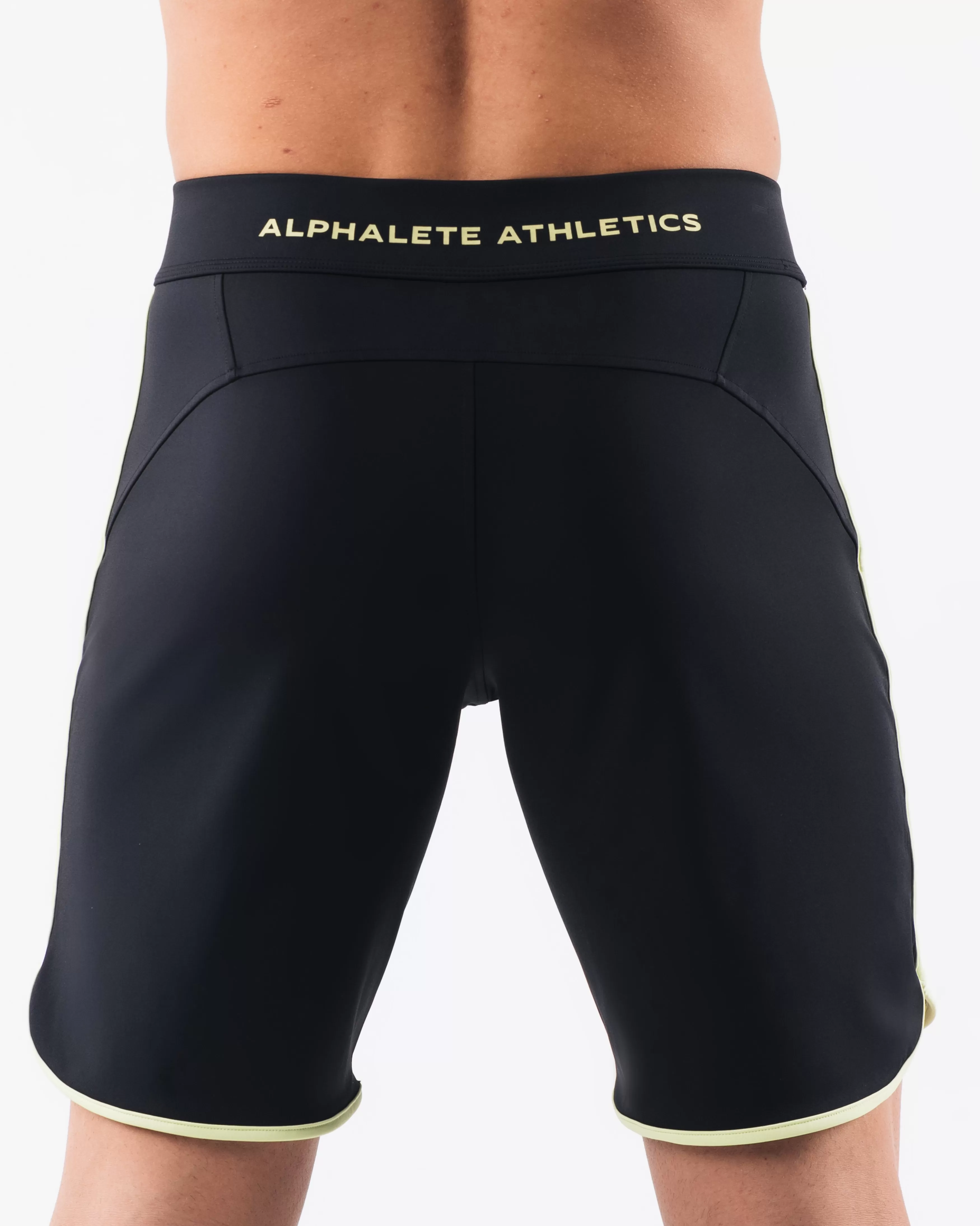 Alphalete Athletics Boardshorts>Crescent Boardshort