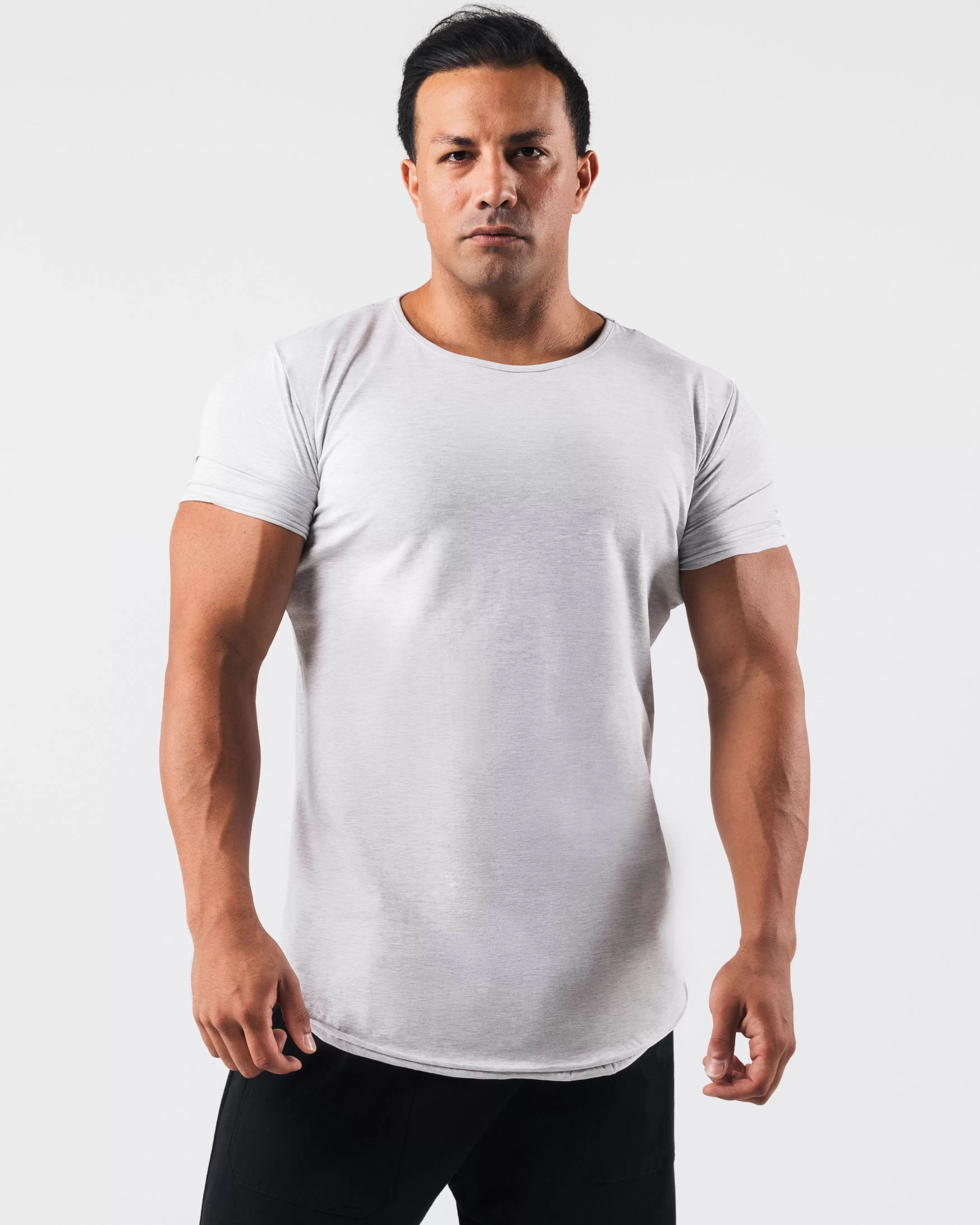 Alphalete Athletics T-shirts>Essential Scoop Neck