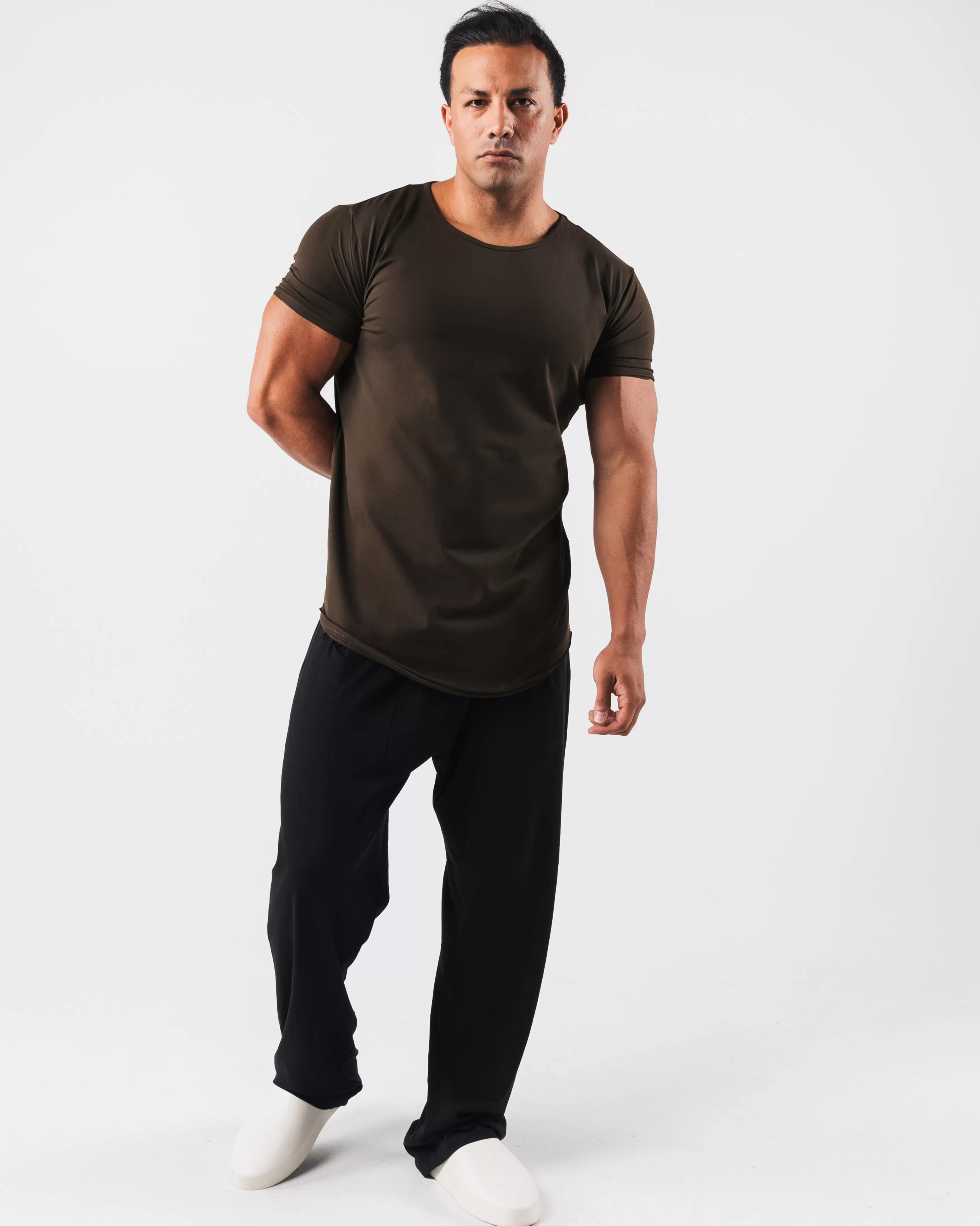 Alphalete Athletics T-shirts>Essential Scoop Neck