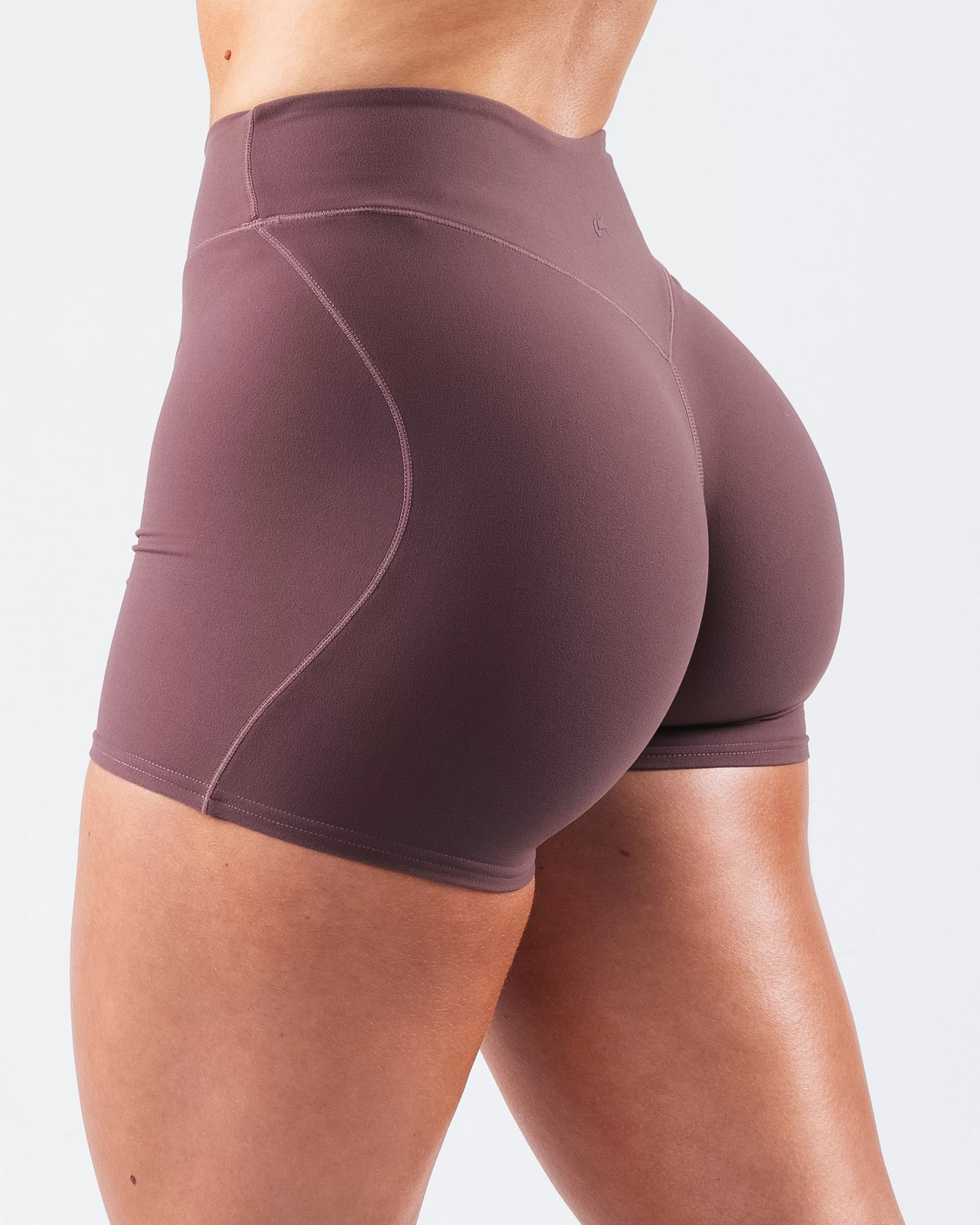 Women Alphalete Athletics Shorts>Everyday Core Short