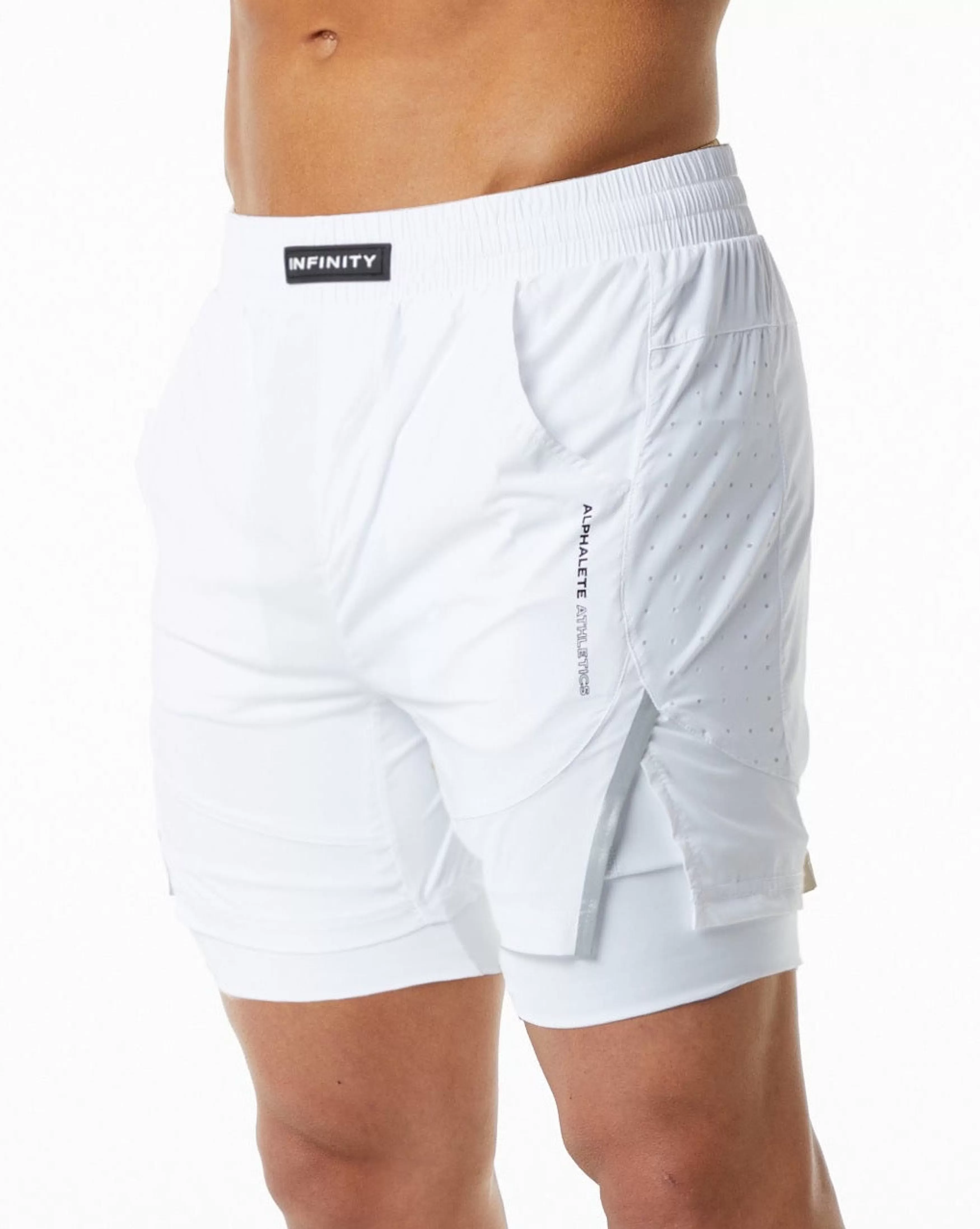 Alphalete Athletics Shorts>Infinity Speed Short 5.5"