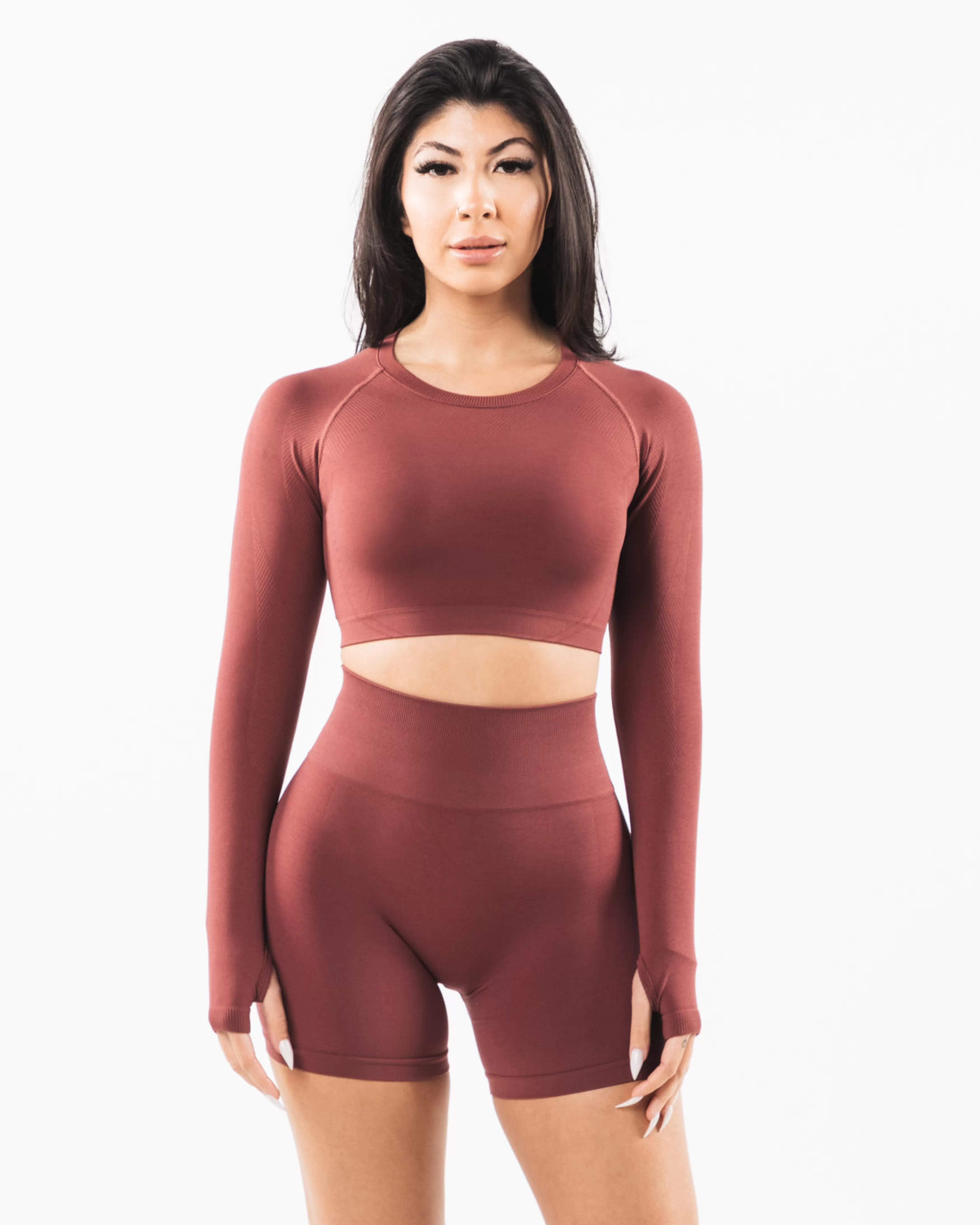 Women Alphalete Athletics T-shirts & Crops>Stratus LS Crop