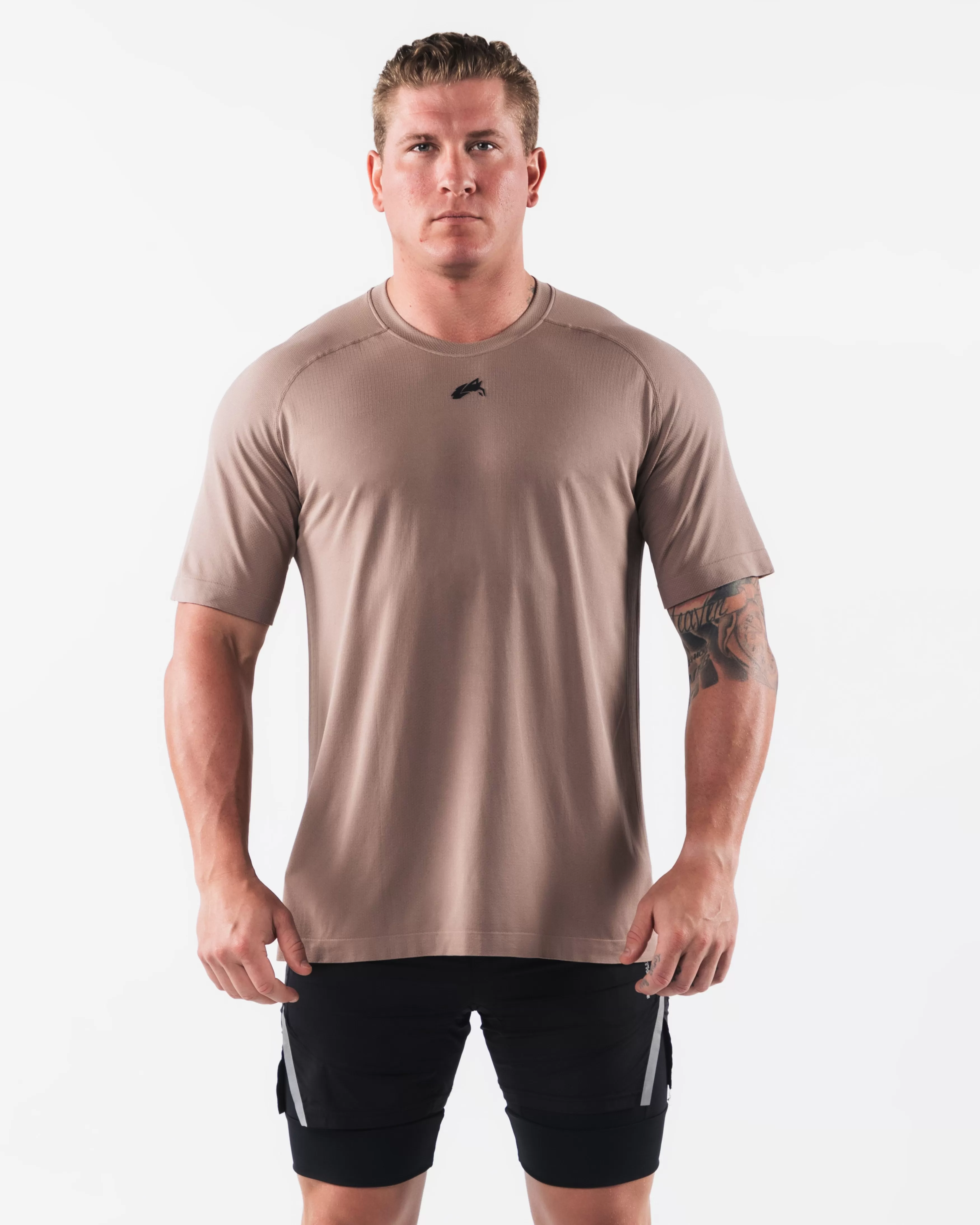 Alphalete Athletics T-shirts>Wolf Head Airtech Tee